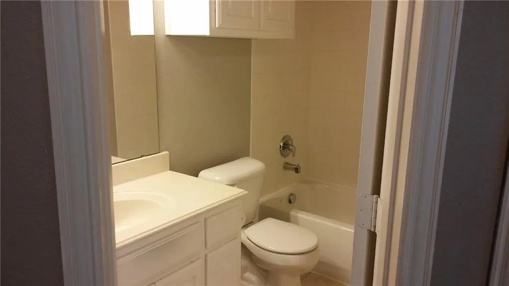 Single Family Residence For Rent in Collin County , 7701 Val Verde Drive, Mc Kinney, Texas 75071, 3 Bedroom, 2 Bathroom, 2 Garage spaces, 2,071 Sqft, built in 2005, mls#21354982, Real Estate Agent in Mc Kinney, Homes For Rent in Collin county, Homes For Rent in Mc Kinney, Realtor in Mc Kinney Texas, Real Estate Brokerage Independent Realty Texas, Luminita Cordes Realtor