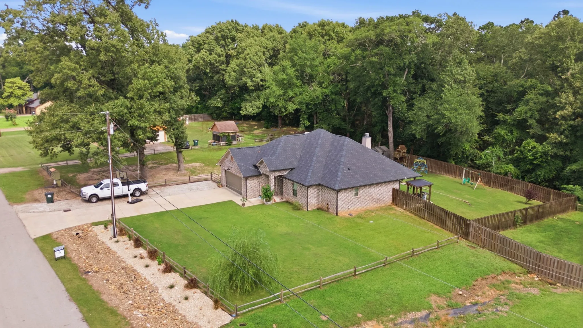 Single Family Residence For Sale in Smith County , 13497 Indian Drive, Tyler, Texas 75709, 3 Bedroom, 2 Bathroom, 2 Garage spaces, 1,775 Sqft, built in 2022, mls#21356142, Real Estate Agent in Tyler, Homes For Sale in Smith county, Homes For Sale in Tyler, Realtor in Tyler Texas, Real Estate Brokerage Independent Realty Texas, Luminita Cordes Realtor