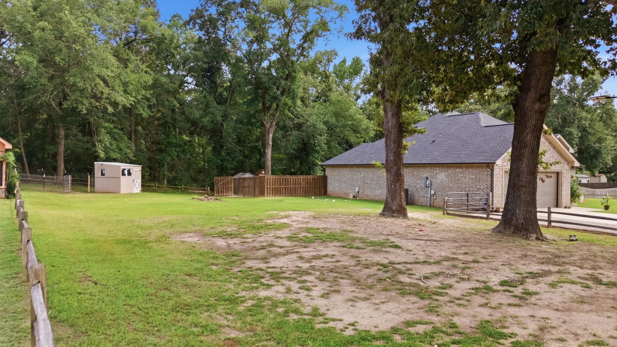 Single Family Residence For Sale in Smith County , 13497 Indian Drive, Tyler, Texas 75709, 3 Bedroom, 2 Bathroom, 2 Garage spaces, 1,775 Sqft, built in 2022, mls#21356142, Real Estate Agent in Tyler, Homes For Sale in Smith county, Homes For Sale in Tyler, Realtor in Tyler Texas, Real Estate Brokerage Independent Realty Texas, Luminita Cordes Realtor