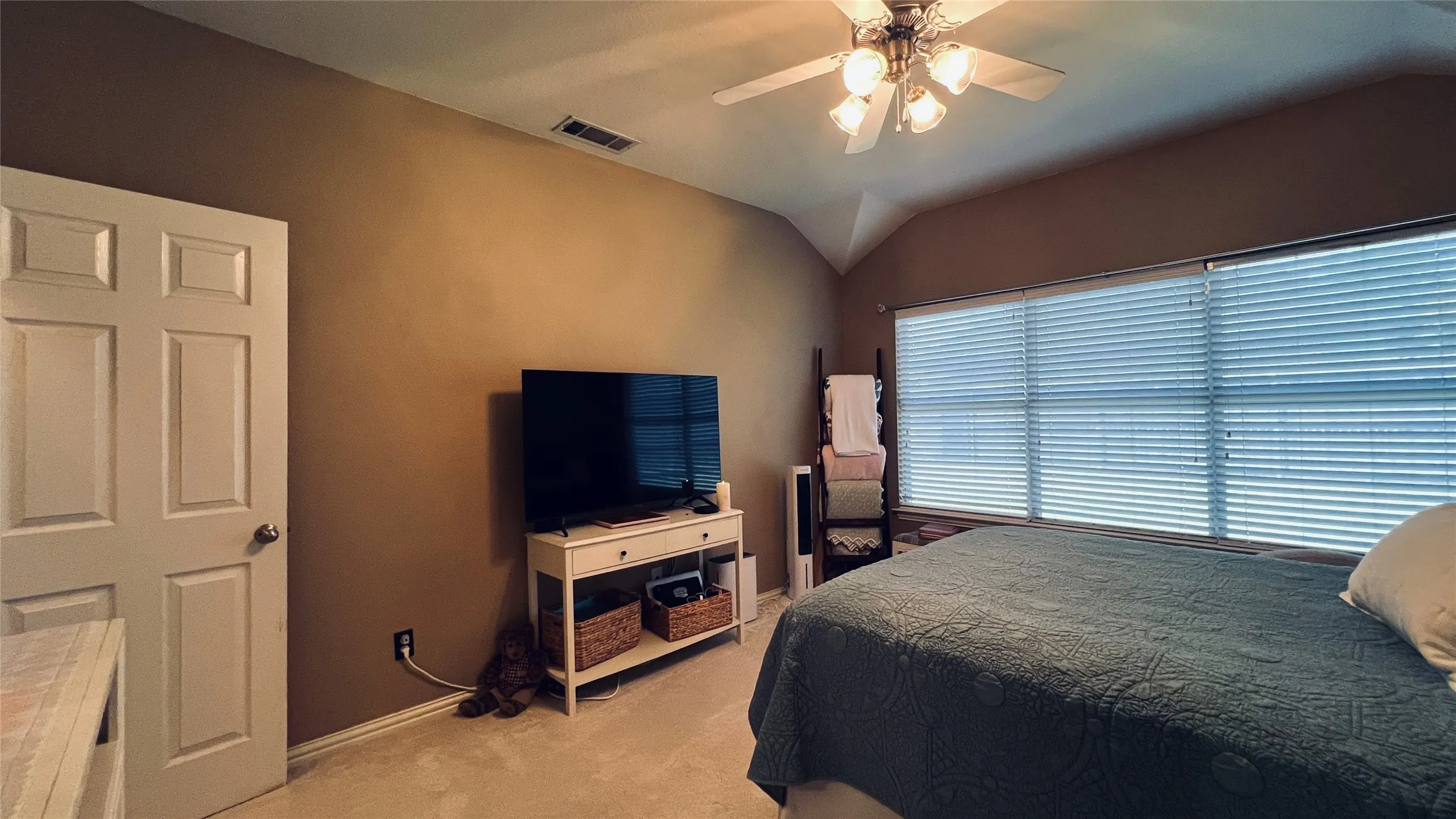 Single Family Residence For Rent in Collin County , 4405 Willow Wood Road, Melissa, Texas 75454, 3 Bedroom, 2 Bathroom, 2 Garage spaces, 1,801 Sqft, built in 2008, mls#21354776, Real Estate Agent in Melissa, Homes For Rent in Collin county, Homes For Rent in Melissa, Realtor in Melissa Texas, Real Estate Brokerage Independent Realty Texas, Luminita Cordes Realtor