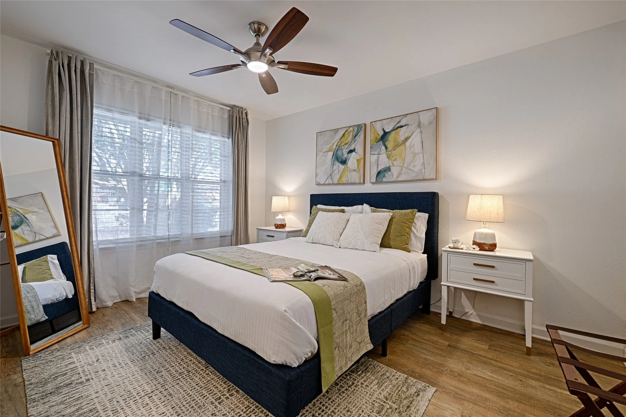 Townhouse For Rent in Dallas County , 13852 Brookgreen Drive, Dallas, Texas 75240, 2 Bedroom, 2 Bathroom, Garage spaces, 1,040 Sqft, built in 1969, Price $3,000, mls#21355696, Real Estate Agent in Dallas, Homes For Rent in Dallas county, Homes For Rent in Dallas, Realtor in Dallas Texas, Real Estate Brokerage Independent Realty Texas, Luminita Cordes Realtor