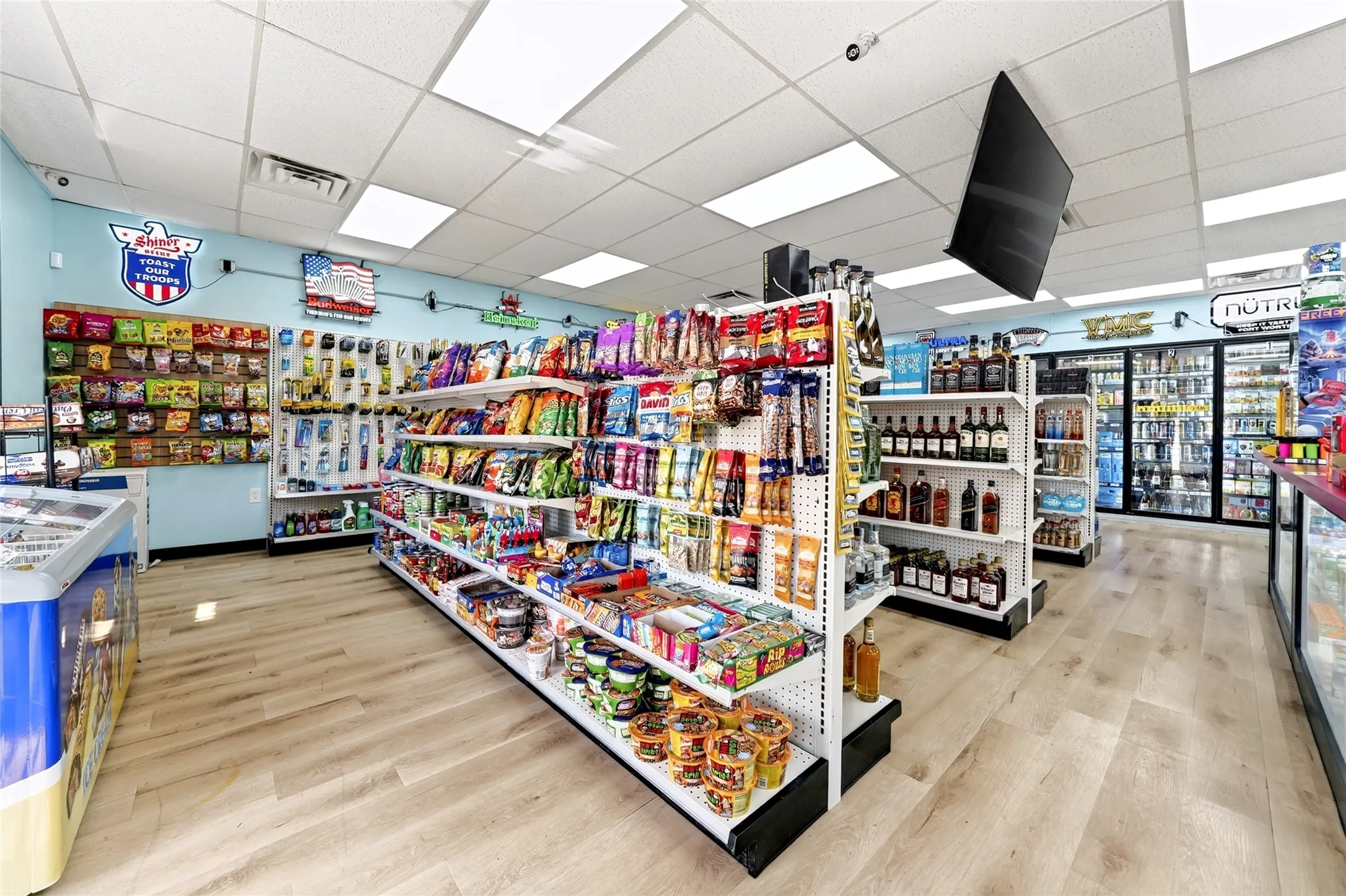Retail For Sale in Tarrant County , 6000 Lt Jg Barnett Road, Fort Worth, Texas 76114, 0, 0, Garage spaces, 0 Sqft, built in 1950, mls#21348397, Real Estate Agent in Fort Worth, Homes For Sale in Tarrant county, Homes For Sale in Fort Worth, Realtor in Fort Worth Texas, Real Estate Brokerage Independent Realty Texas, Luminita Cordes Realtor