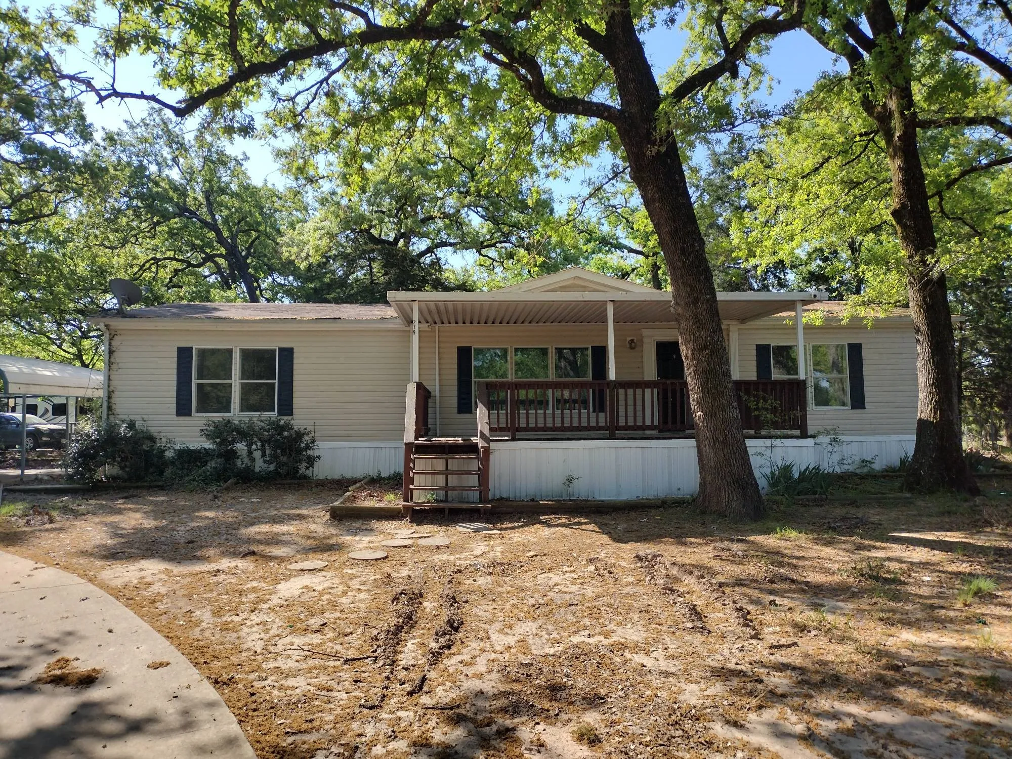 Mobile Home For Sale in Van Zandt County , 279 Vz County Road 3849, Wills Point, Texas 75169, 3 Bedroom, 2 Bathroom, Garage spaces, 1,568 Sqft, built in 2000, mls#21356130, Real Estate Agent in Wills Point, Homes For Sale in Van Zandt county, Homes For Sale in Wills Point, Realtor in Wills Point Texas, Real Estate Brokerage Independent Realty Texas, Luminita Cordes Realtor