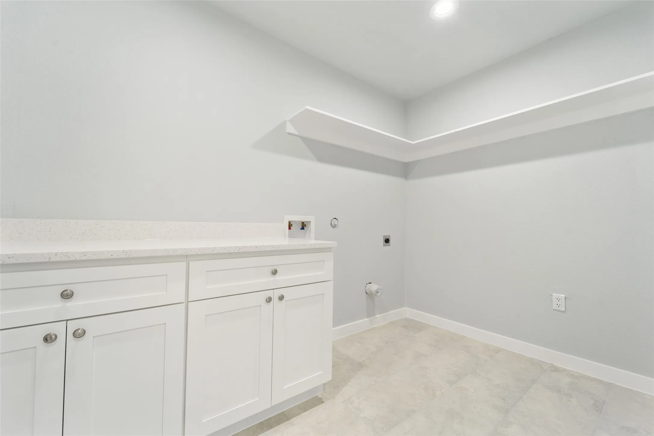 Single Family Residence For Sale in Dallas County , 11915 Carson, Balch Springs, Texas 75180, 3 Bedroom, 2 Bathroom, 2 Garage spaces, 1,593 Sqft, built in 2023, mls#21356149, Real Estate Agent in Balch Springs, Homes For Sale in Dallas county, Homes For Sale in Balch Springs, Realtor in Balch Springs Texas, Real Estate Brokerage Independent Realty Texas, Luminita Cordes Realtor