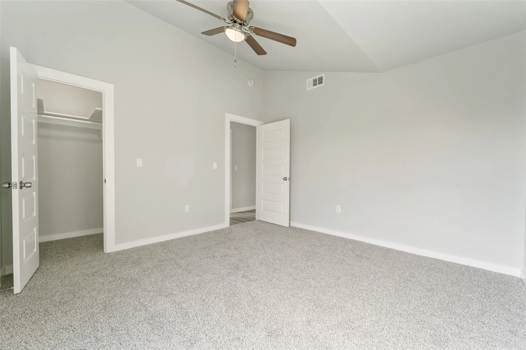 Single Family Residence For Sale in Dallas County , 11915 Carson, Balch Springs, Texas 75180, 3 Bedroom, 2 Bathroom, 2 Garage spaces, 1,593 Sqft, built in 2023, mls#21356149, Real Estate Agent in Balch Springs, Homes For Sale in Dallas county, Homes For Sale in Balch Springs, Realtor in Balch Springs Texas, Real Estate Brokerage Independent Realty Texas, Luminita Cordes Realtor