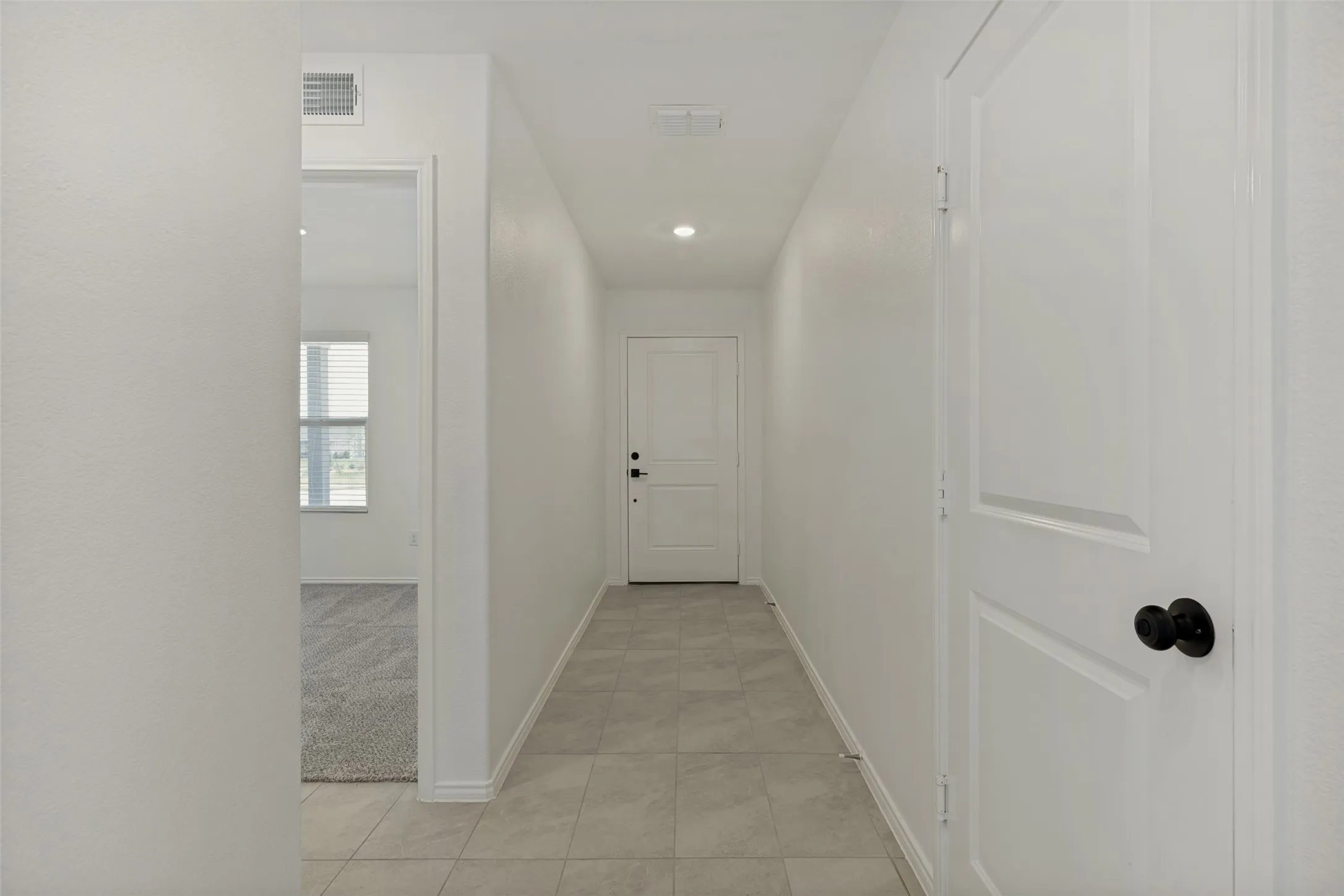 Single Family Residence For Sale in Denton County , 11855 Gabbro Drive, Justin, Texas 76247, 3 Bedroom, 2 Bathroom, 2 Garage spaces, 1,253 Sqft, built in 2023, mls#21356163, Real Estate Agent in Justin, Homes For Sale in Denton county, Homes For Sale in Justin, Realtor in Justin Texas, Real Estate Brokerage Independent Realty Texas, Luminita Cordes Realtor