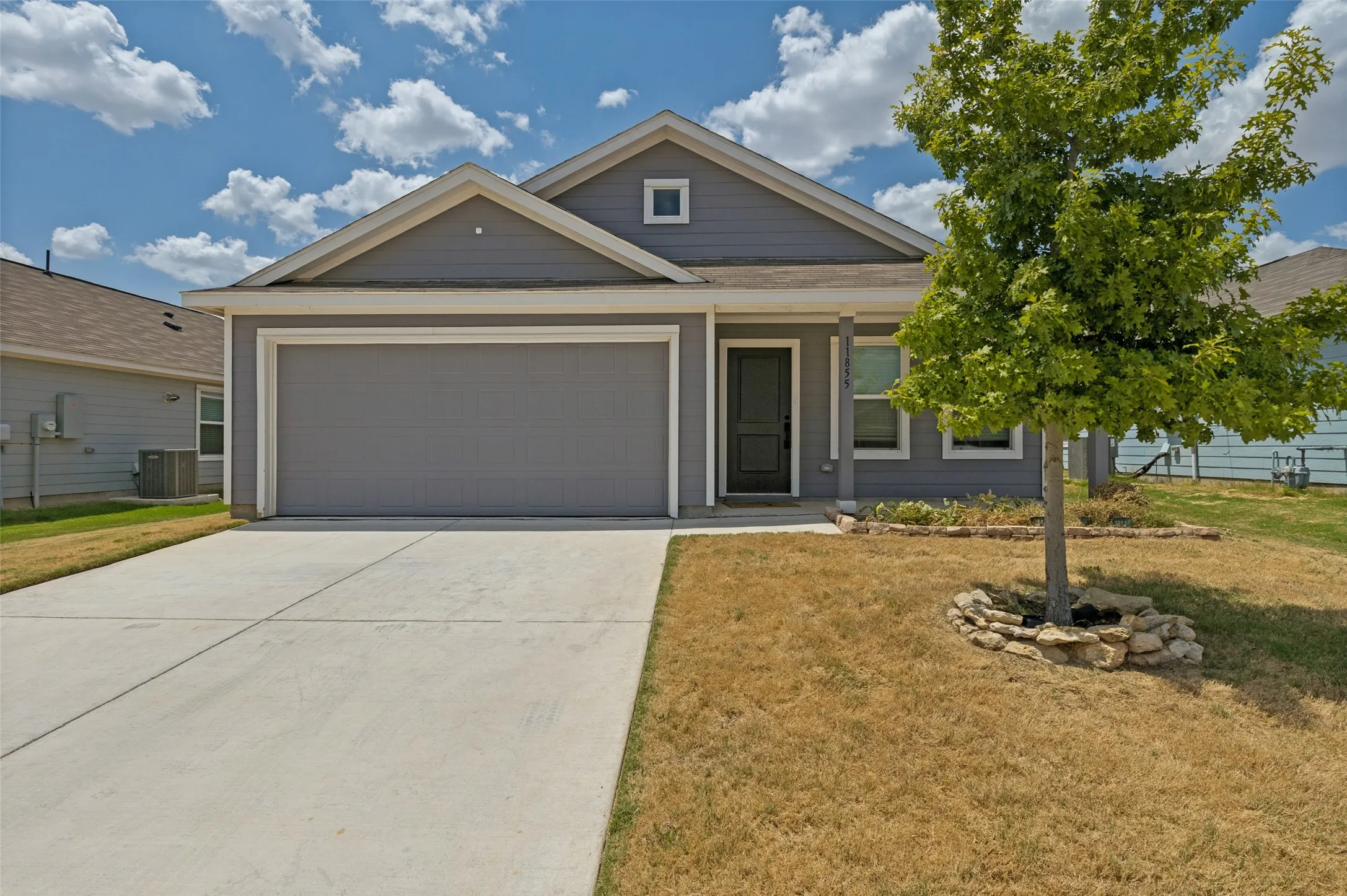 Single Family Residence For Sale in Denton County , 11855 Gabbro Drive, Justin, Texas 76247, 3 Bedroom, 2 Bathroom, 2 Garage spaces, 1,253 Sqft, built in 2023, mls#21356163, Real Estate Agent in Justin, Homes For Sale in Denton county, Homes For Sale in Justin, Realtor in Justin Texas, Real Estate Brokerage Independent Realty Texas, Luminita Cordes Realtor