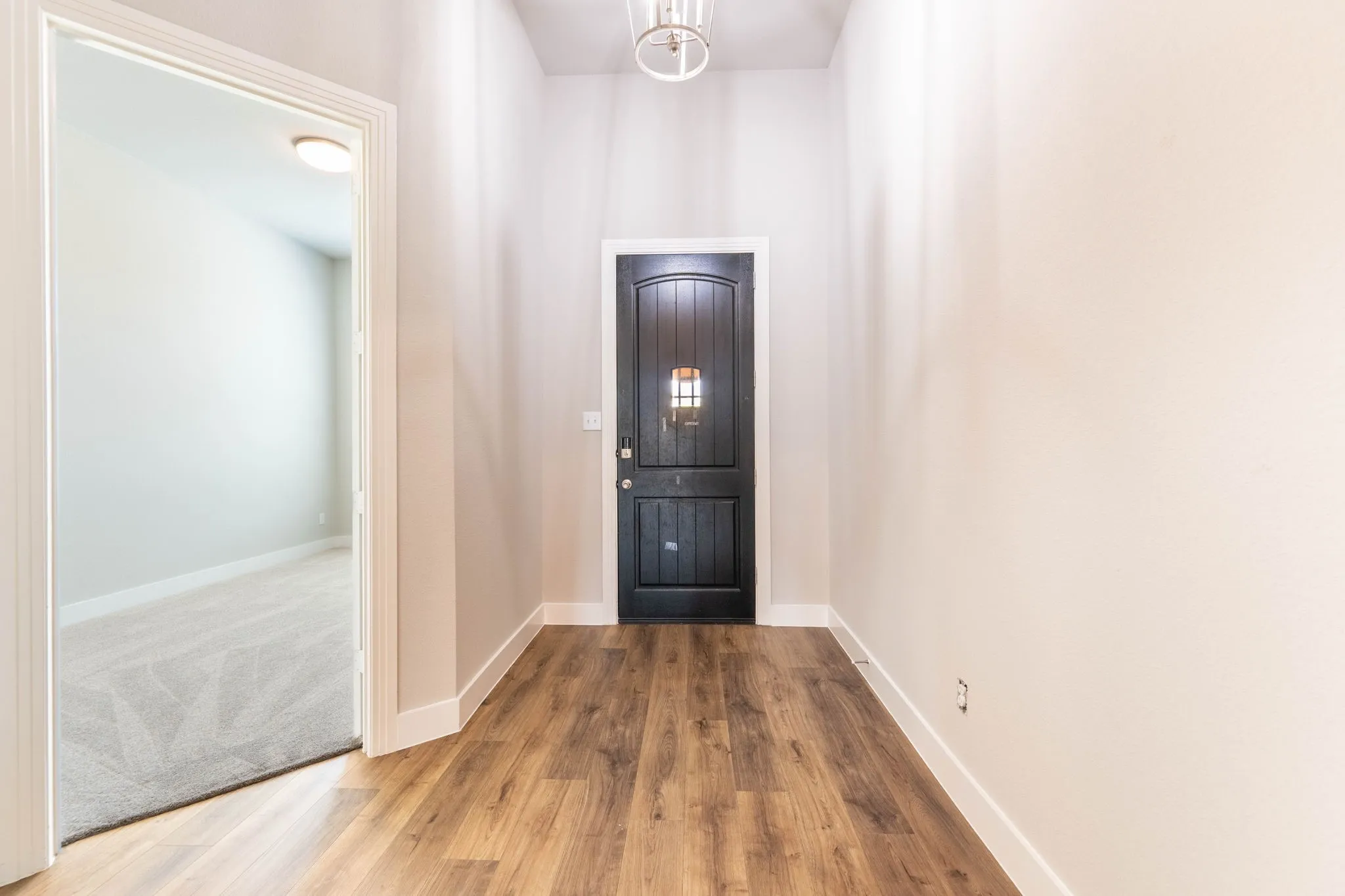 Single Family Residence For Sale in Rockwall County , 1639 Salvatore Lane, Mclendon Chisholm, Texas 75032, 4 Bedroom, 4 Bathroom, 2 Garage spaces, 2,855 Sqft, built in 2021, mls#21356041, Real Estate Agent in Mclendon Chisholm, Homes For Sale in Rockwall county, Homes For Sale in Mclendon Chisholm, Realtor in Mclendon Chisholm Texas, Real Estate Brokerage Independent Realty Texas, Luminita Cordes Realtor