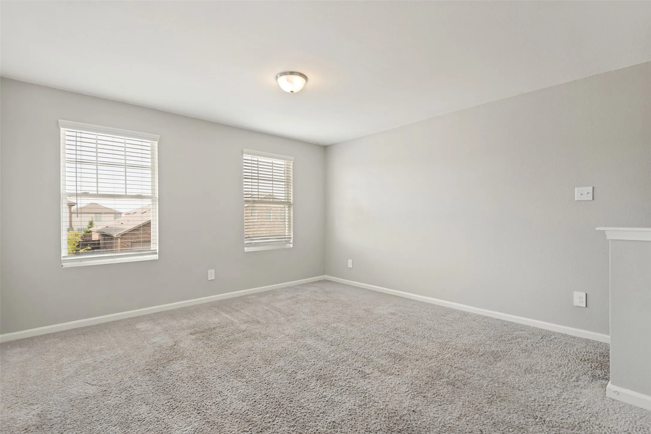 Single Family Residence For Sale in Kaufman County , 6226 Old Bridge Way, Forney, Texas 75126, 3 Bedroom, 3 Bathroom, 2 Garage spaces, 1,840 Sqft, built in 2022, mls#21356157, Real Estate Agent in Forney, Homes For Sale in Kaufman county, Homes For Sale in Forney, Realtor in Forney Texas, Real Estate Brokerage Independent Realty Texas, Luminita Cordes Realtor