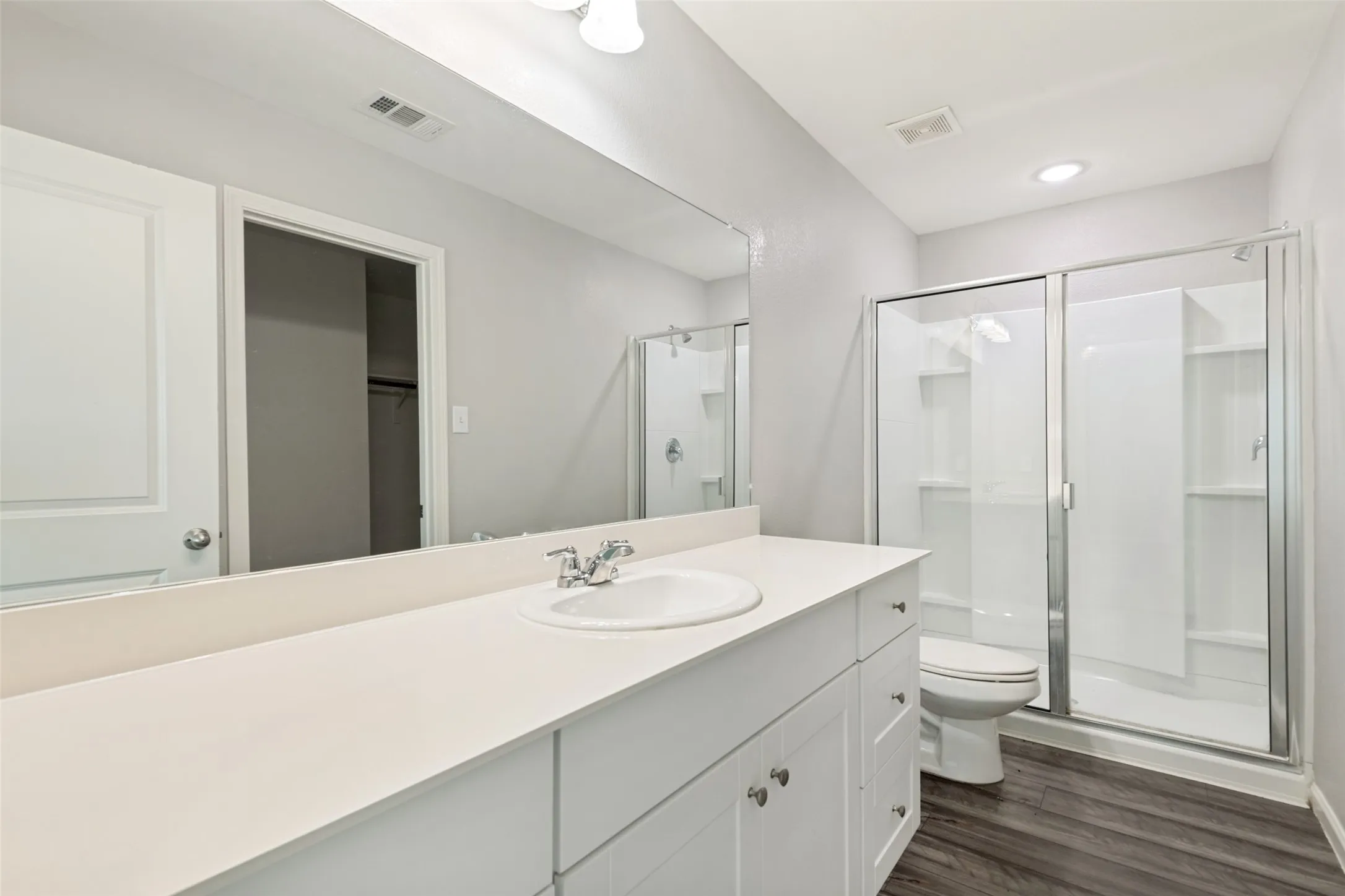 Single Family Residence For Sale in Kaufman County , 6226 Old Bridge Way, Forney, Texas 75126, 3 Bedroom, 3 Bathroom, 2 Garage spaces, 1,840 Sqft, built in 2022, mls#21356157, Real Estate Agent in Forney, Homes For Sale in Kaufman county, Homes For Sale in Forney, Realtor in Forney Texas, Real Estate Brokerage Independent Realty Texas, Luminita Cordes Realtor