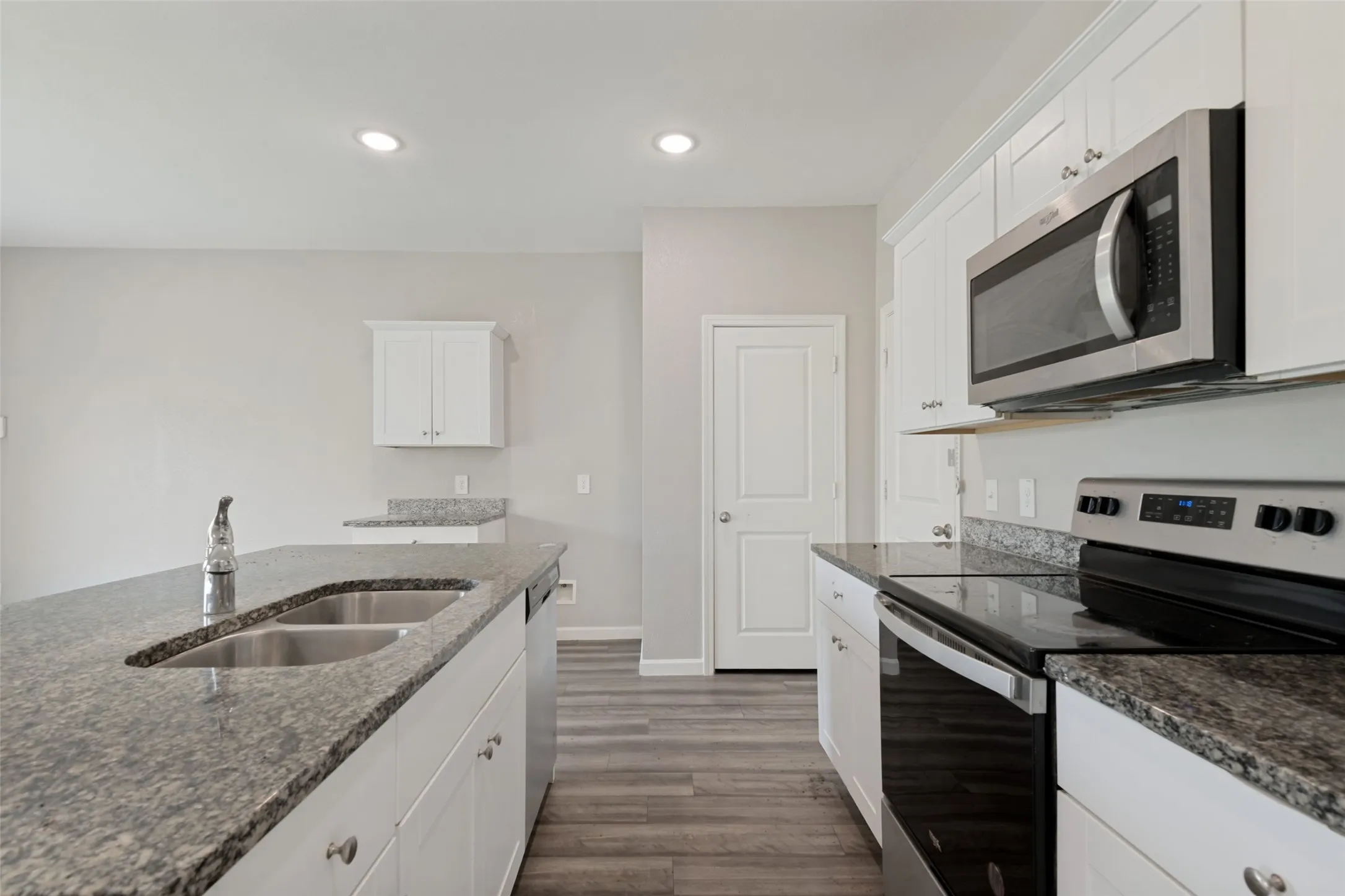Single Family Residence For Sale in Kaufman County , 6226 Old Bridge Way, Forney, Texas 75126, 3 Bedroom, 3 Bathroom, 2 Garage spaces, 1,840 Sqft, built in 2022, mls#21356157, Real Estate Agent in Forney, Homes For Sale in Kaufman county, Homes For Sale in Forney, Realtor in Forney Texas, Real Estate Brokerage Independent Realty Texas, Luminita Cordes Realtor