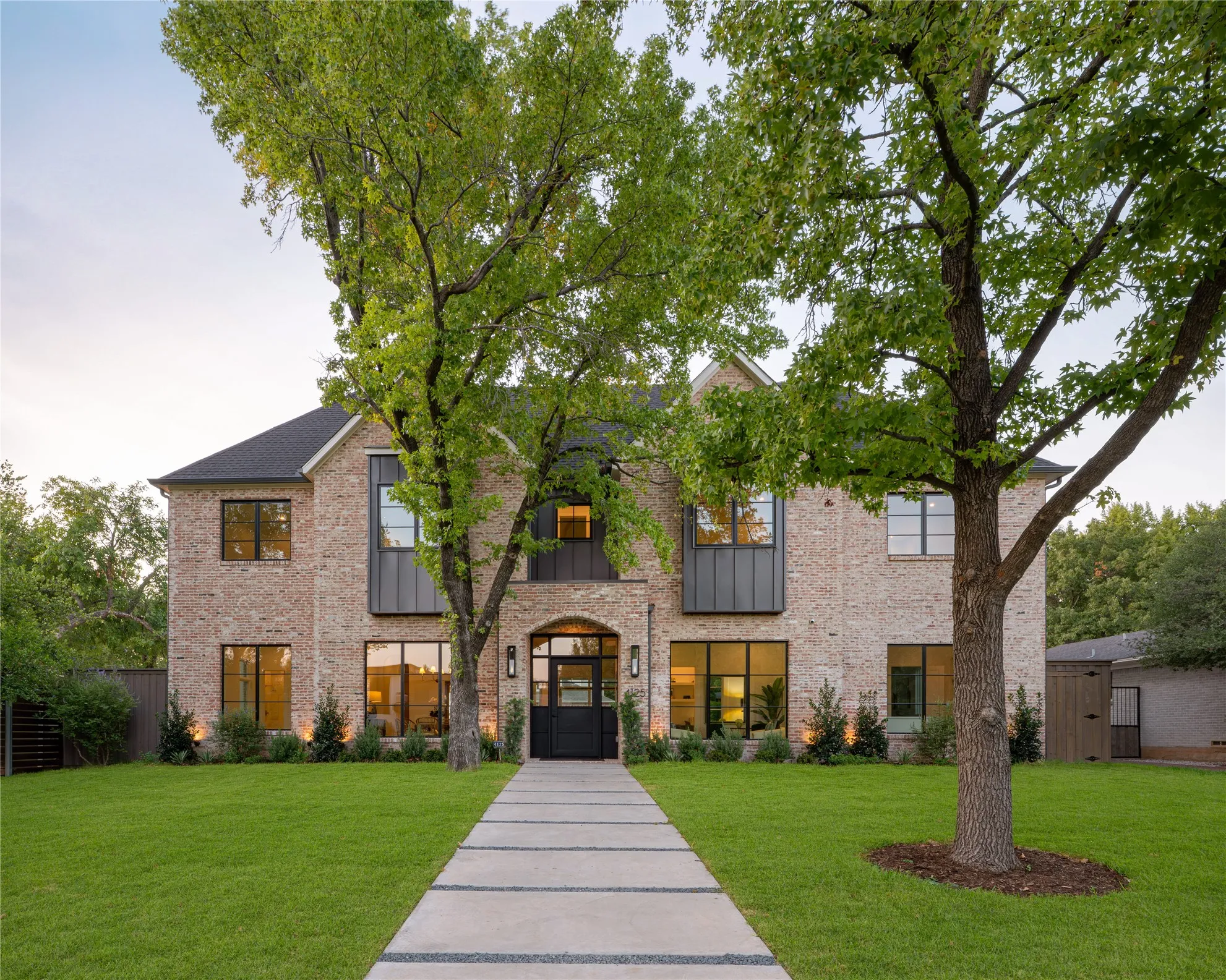 Single Family Residence For Sale in Dallas County , 4125 Highgrove Drive, Dallas, Texas 75220, 5 Bedroom, 7 Bathroom, 3 Garage spaces, 6,021 Sqft, built in 2026, mls#21310976, Real Estate Agent in Dallas, Homes For Sale in Dallas county, Homes For Sale in Dallas, Realtor in Dallas Texas, Real Estate Brokerage Independent Realty Texas, Luminita Cordes Realtor