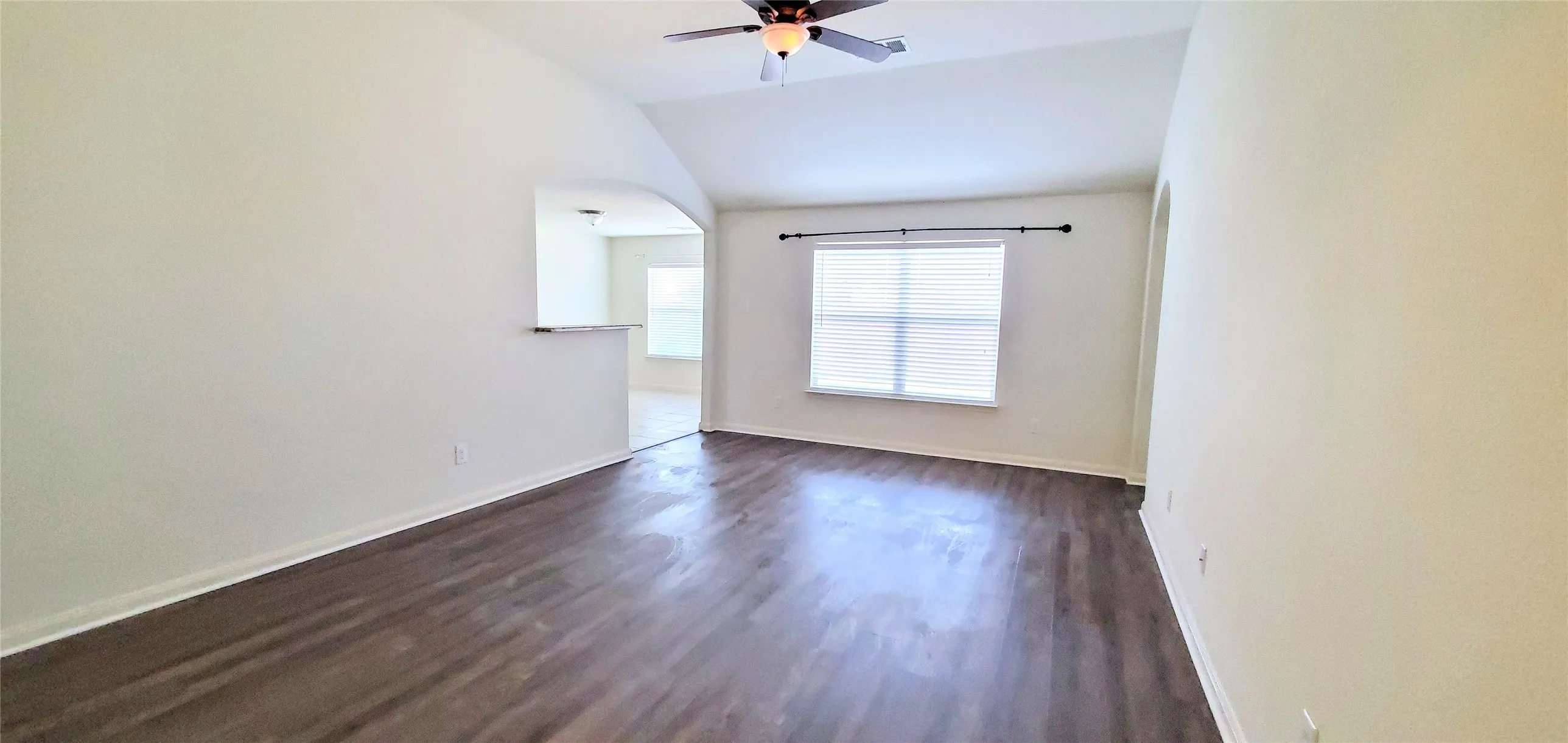Single Family Residence For Rent in Collin County , 1314 Shumard Drive, Princeton, Texas 75407, 3 Bedroom, 2 Bathroom, 2 Garage spaces, 1,625 Sqft, built in 2016, mls#21356185, Real Estate Agent in Princeton, Homes For Rent in Collin county, Homes For Rent in Princeton, Realtor in Princeton Texas, Real Estate Brokerage Independent Realty Texas, Luminita Cordes Realtor