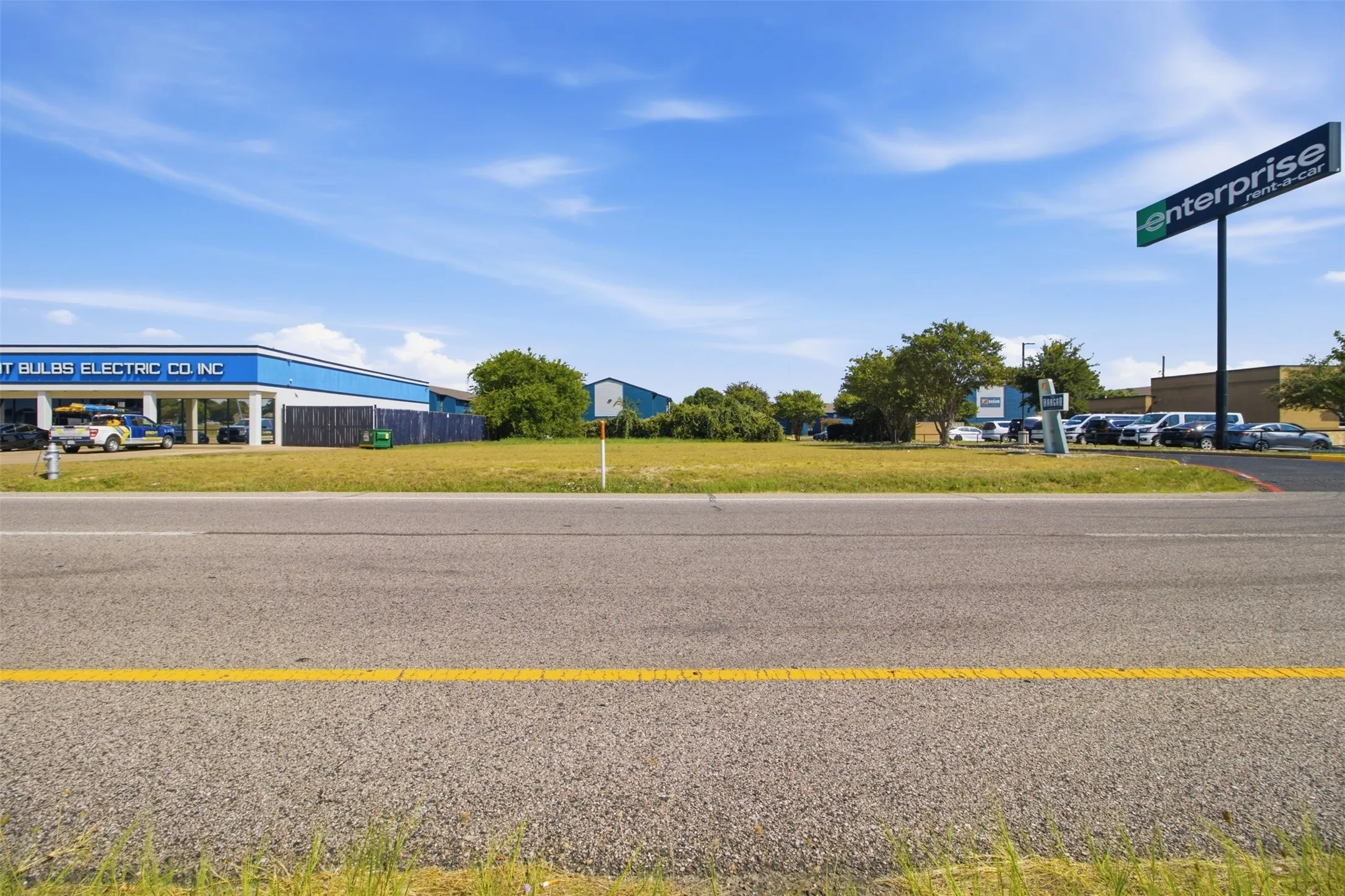Unimproved Land For Sale in Dallas County , 150 S J Elmer Weaver Freeway, Cedar Hill, Texas 75104, 0, 0, Garage spaces, 0 Sqft, built in 0, Price $450,000, mls#21356190, Real Estate Agent in Cedar Hill, Homes For Sale in Dallas county, Homes For Sale in Cedar Hill, Realtor in Cedar Hill Texas, Real Estate Brokerage Independent Realty Texas, Luminita Cordes Realtor
