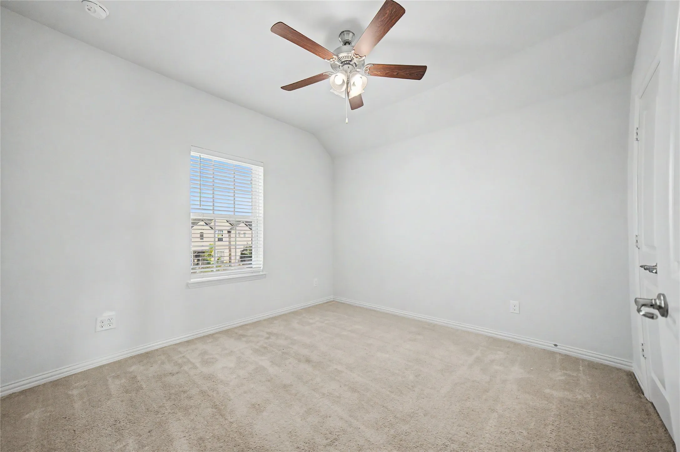 Single Family Residence For Rent in Denton County , 6862 Mistley Park, Frisco, Texas 75034, 4 Bedroom, 4 Bathroom, 2 Garage spaces, 3,135 Sqft, built in 2020, mls#21355362, Real Estate Agent in Frisco, Homes For Rent in Denton county, Homes For Rent in Frisco, Realtor in Frisco Texas, Real Estate Brokerage Independent Realty Texas, Luminita Cordes Realtor