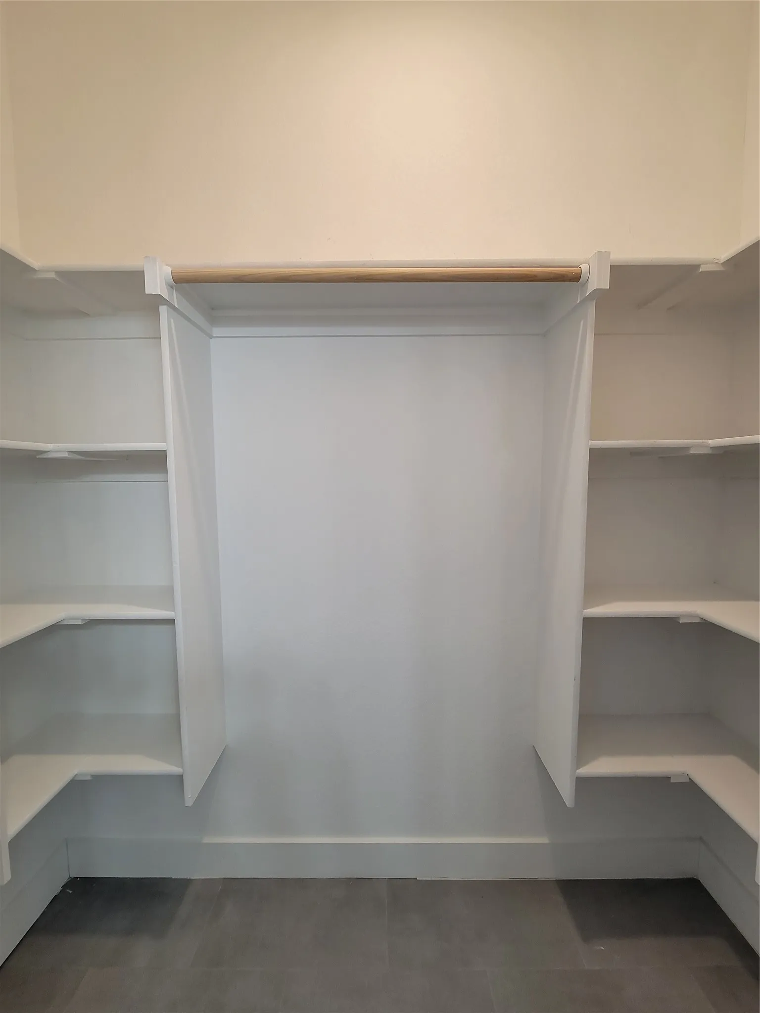 Single Family Residence For Rent in Dallas County , 3336 Noor Street, Dallas, Texas 75233, 4 Bedroom, 2 Bathroom, 2 Garage spaces, 1,490 Sqft, built in 2022, Price $2,400, mls#21356195, Real Estate Agent in Dallas, Homes For Rent in Dallas county, Homes For Rent in Dallas, Realtor in Dallas Texas, Real Estate Brokerage Independent Realty Texas, Luminita Cordes Realtor