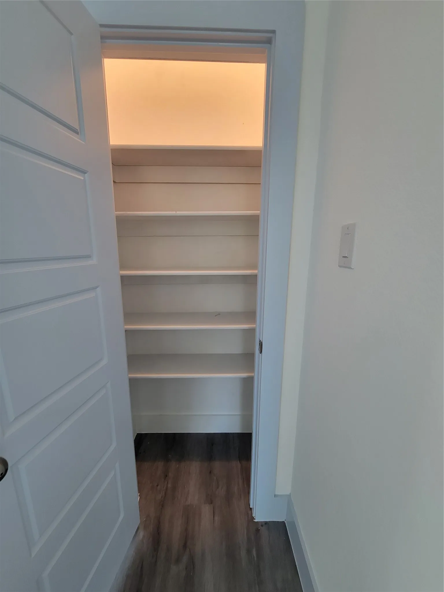 Single Family Residence For Rent in Dallas County , 3336 Noor Street, Dallas, Texas 75233, 4 Bedroom, 2 Bathroom, 2 Garage spaces, 1,490 Sqft, built in 2022, Price $2,400, mls#21356195, Real Estate Agent in Dallas, Homes For Rent in Dallas county, Homes For Rent in Dallas, Realtor in Dallas Texas, Real Estate Brokerage Independent Realty Texas, Luminita Cordes Realtor