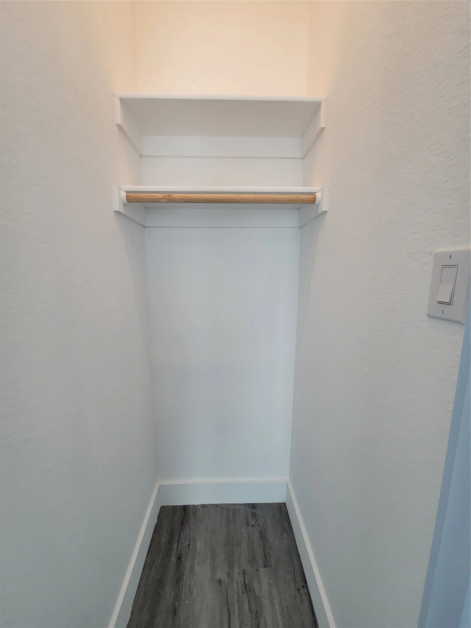Single Family Residence For Rent in Dallas County , 3336 Noor Street, Dallas, Texas 75233, 4 Bedroom, 2 Bathroom, 2 Garage spaces, 1,490 Sqft, built in 2022, Price $2,400, mls#21356195, Real Estate Agent in Dallas, Homes For Rent in Dallas county, Homes For Rent in Dallas, Realtor in Dallas Texas, Real Estate Brokerage Independent Realty Texas, Luminita Cordes Realtor