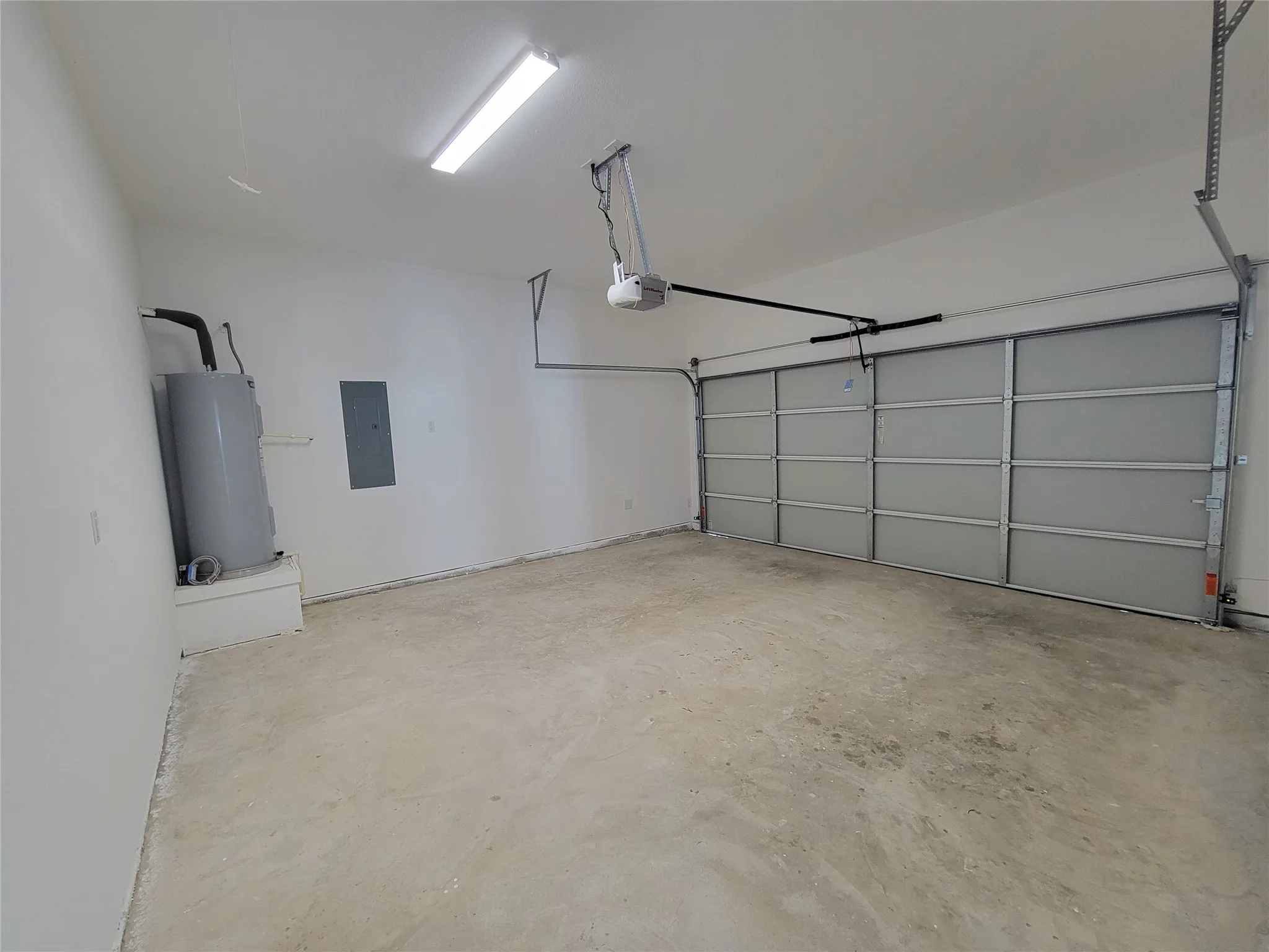 Single Family Residence For Rent in Dallas County , 3336 Noor Street, Dallas, Texas 75233, 4 Bedroom, 2 Bathroom, 2 Garage spaces, 1,490 Sqft, built in 2022, Price $2,400, mls#21356195, Real Estate Agent in Dallas, Homes For Rent in Dallas county, Homes For Rent in Dallas, Realtor in Dallas Texas, Real Estate Brokerage Independent Realty Texas, Luminita Cordes Realtor