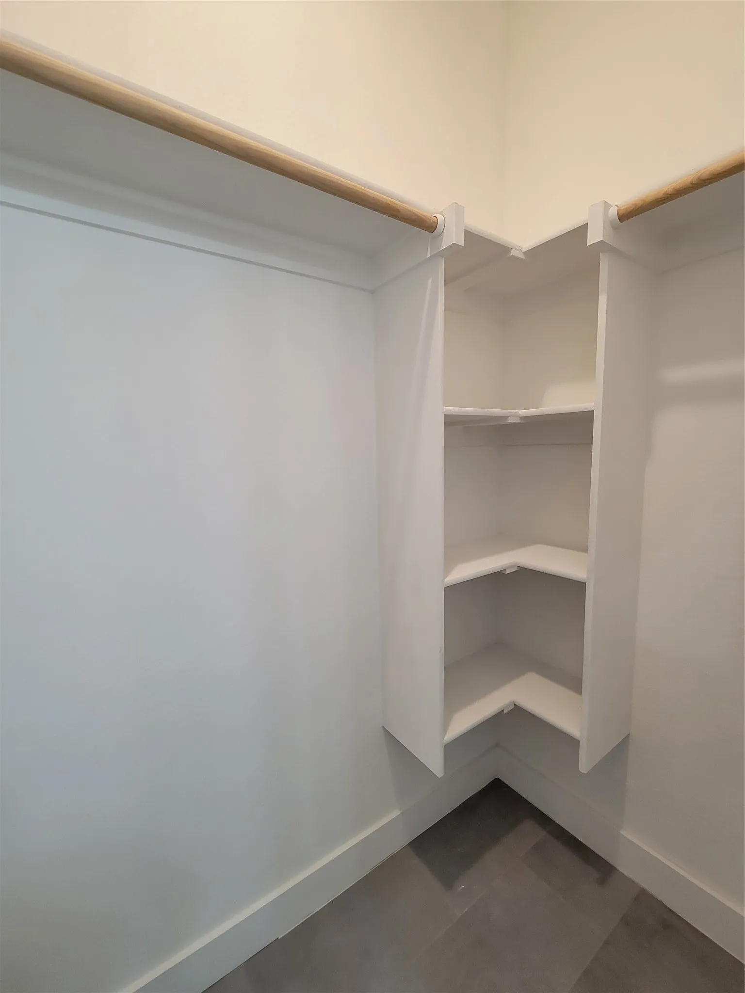 Single Family Residence For Rent in Dallas County , 3336 Noor Street, Dallas, Texas 75233, 4 Bedroom, 2 Bathroom, 2 Garage spaces, 1,490 Sqft, built in 2022, Price $2,400, mls#21356195, Real Estate Agent in Dallas, Homes For Rent in Dallas county, Homes For Rent in Dallas, Realtor in Dallas Texas, Real Estate Brokerage Independent Realty Texas, Luminita Cordes Realtor