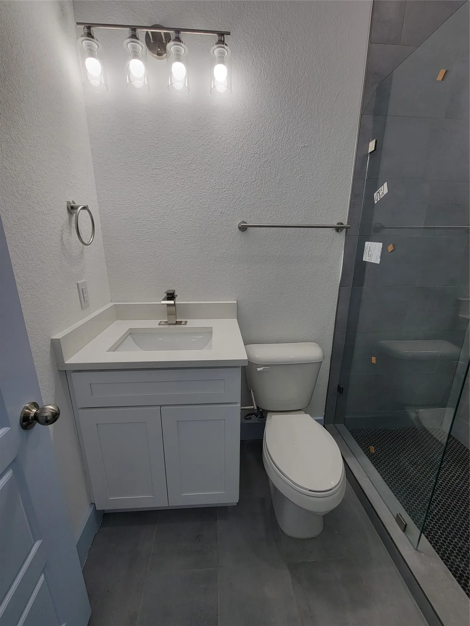 Single Family Residence For Rent in Dallas County , 3336 Noor Street, Dallas, Texas 75233, 4 Bedroom, 2 Bathroom, 2 Garage spaces, 1,490 Sqft, built in 2022, Price $2,400, mls#21356195, Real Estate Agent in Dallas, Homes For Rent in Dallas county, Homes For Rent in Dallas, Realtor in Dallas Texas, Real Estate Brokerage Independent Realty Texas, Luminita Cordes Realtor