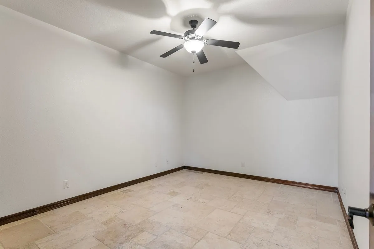 Single Family Residence For Sale in Smith County , 7820 Molina Drive, Tyler, Texas 75704, 6 Bedroom, 6 Bathroom, 3 Garage spaces, 4,008 Sqft, built in 2014, mls#21356180, Real Estate Agent in Tyler, Homes For Sale in Smith county, Homes For Sale in Tyler, Realtor in Tyler Texas, Real Estate Brokerage Independent Realty Texas, Luminita Cordes Realtor
