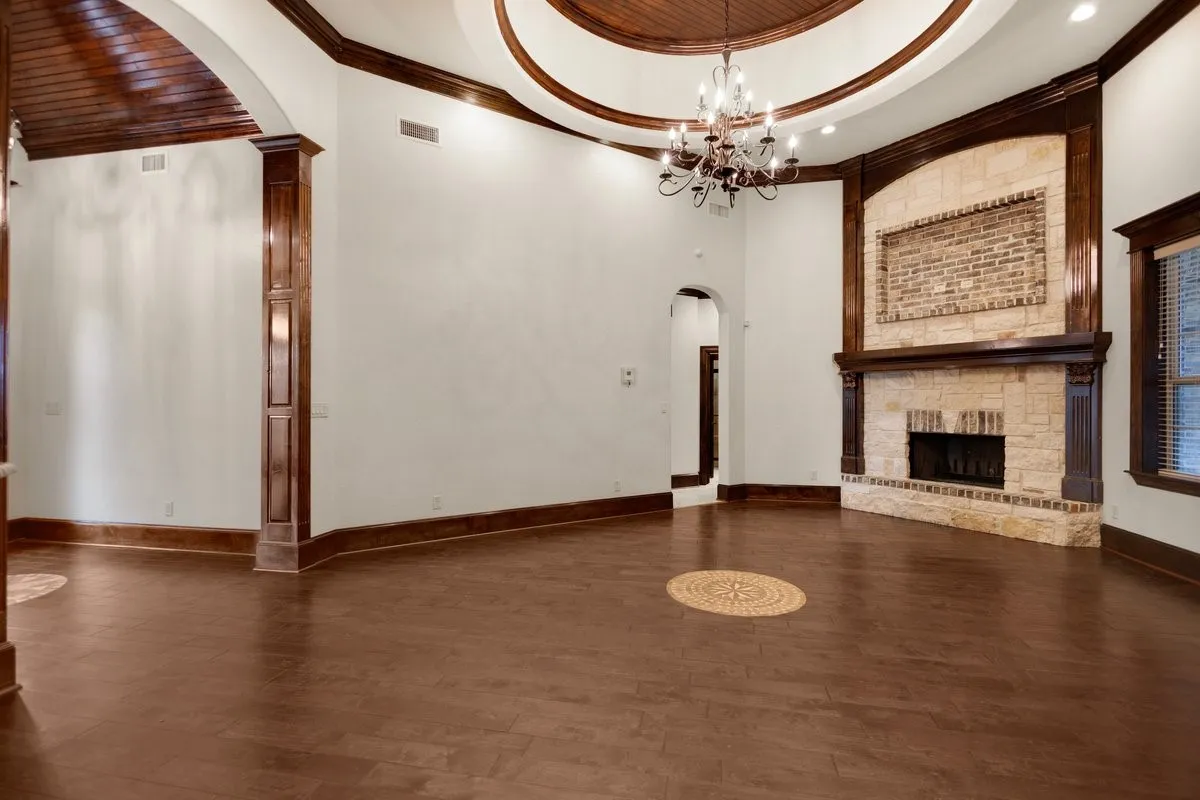 Single Family Residence For Sale in Smith County , 7820 Molina Drive, Tyler, Texas 75704, 6 Bedroom, 6 Bathroom, 3 Garage spaces, 4,008 Sqft, built in 2014, mls#21356180, Real Estate Agent in Tyler, Homes For Sale in Smith county, Homes For Sale in Tyler, Realtor in Tyler Texas, Real Estate Brokerage Independent Realty Texas, Luminita Cordes Realtor