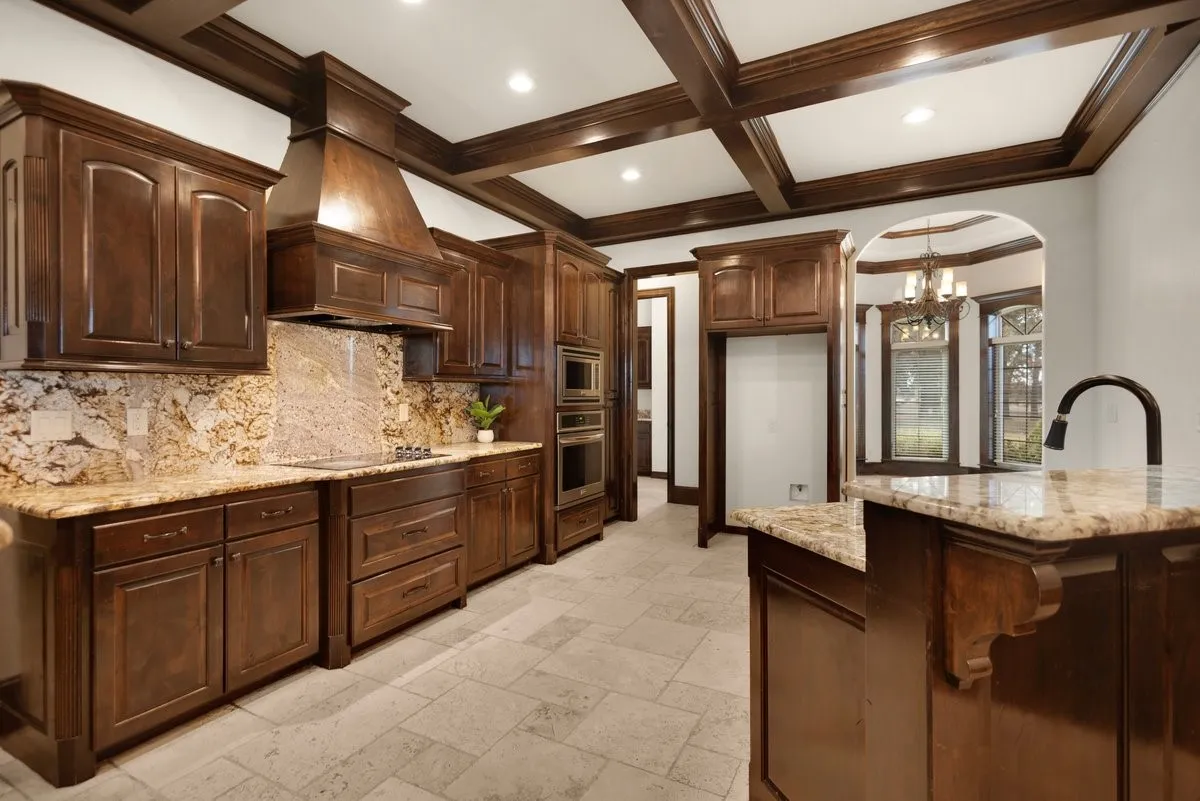 Single Family Residence For Sale in Smith County , 7820 Molina Drive, Tyler, Texas 75704, 6 Bedroom, 6 Bathroom, 3 Garage spaces, 4,008 Sqft, built in 2014, mls#21356180, Real Estate Agent in Tyler, Homes For Sale in Smith county, Homes For Sale in Tyler, Realtor in Tyler Texas, Real Estate Brokerage Independent Realty Texas, Luminita Cordes Realtor