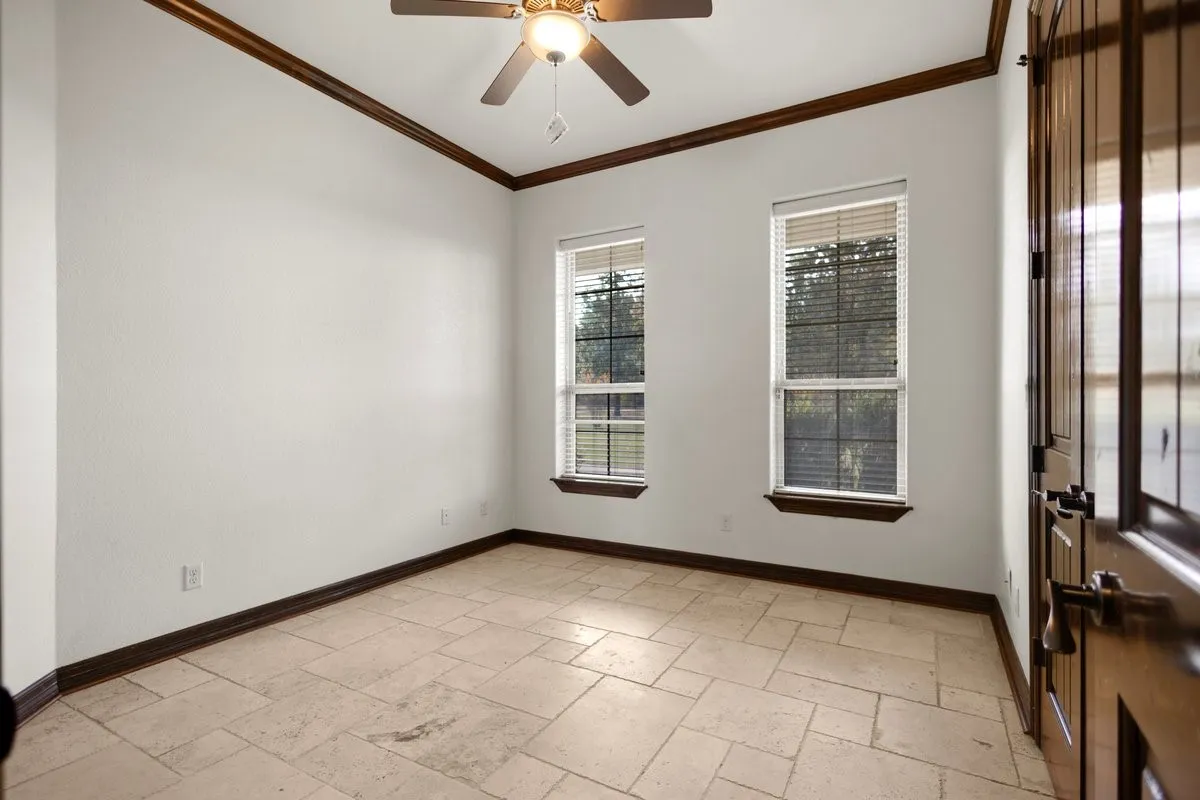 Single Family Residence For Sale in Smith County , 7820 Molina Drive, Tyler, Texas 75704, 6 Bedroom, 6 Bathroom, 3 Garage spaces, 4,008 Sqft, built in 2014, mls#21356180, Real Estate Agent in Tyler, Homes For Sale in Smith county, Homes For Sale in Tyler, Realtor in Tyler Texas, Real Estate Brokerage Independent Realty Texas, Luminita Cordes Realtor