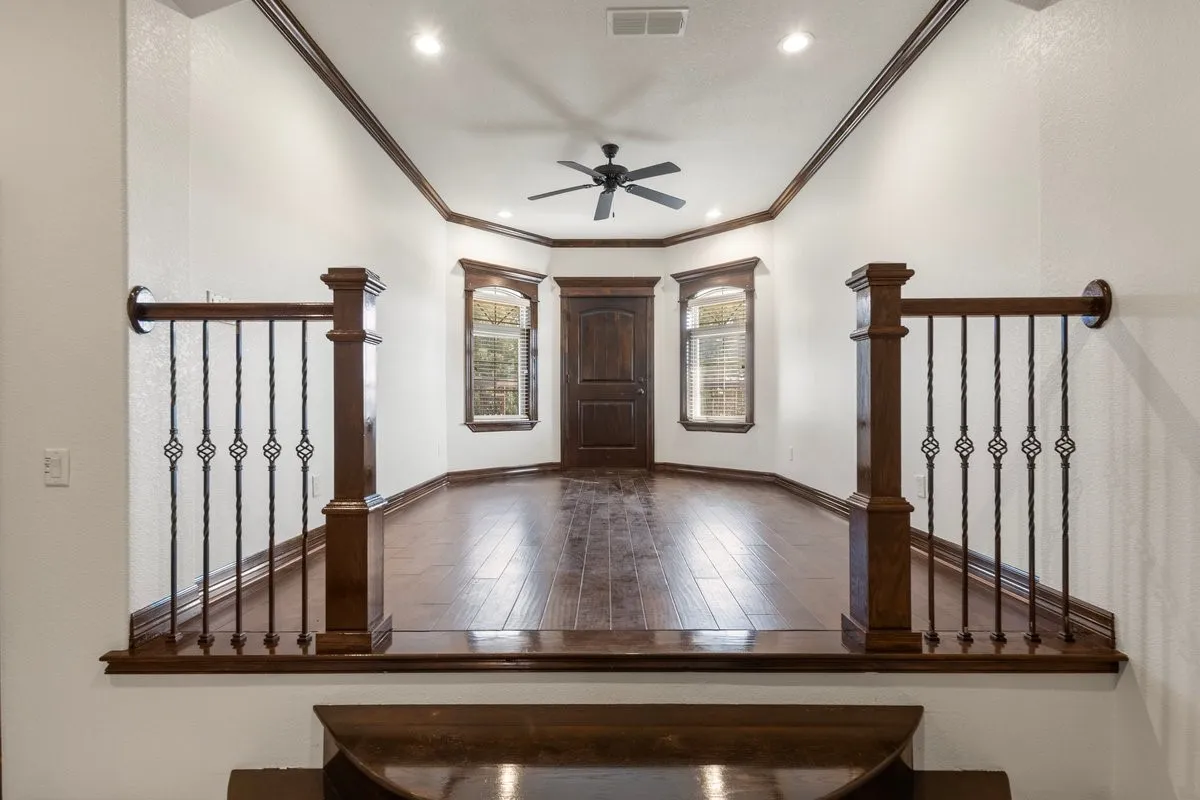 Single Family Residence For Sale in Smith County , 7820 Molina Drive, Tyler, Texas 75704, 6 Bedroom, 6 Bathroom, 3 Garage spaces, 4,008 Sqft, built in 2014, mls#21356180, Real Estate Agent in Tyler, Homes For Sale in Smith county, Homes For Sale in Tyler, Realtor in Tyler Texas, Real Estate Brokerage Independent Realty Texas, Luminita Cordes Realtor