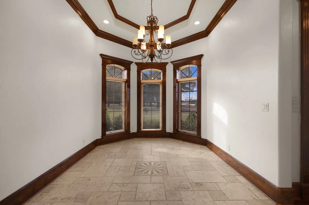 Single Family Residence For Sale in Smith County , 7820 Molina Drive, Tyler, Texas 75704, 6 Bedroom, 6 Bathroom, 3 Garage spaces, 4,008 Sqft, built in 2014, mls#21356180, Real Estate Agent in Tyler, Homes For Sale in Smith county, Homes For Sale in Tyler, Realtor in Tyler Texas, Real Estate Brokerage Independent Realty Texas, Luminita Cordes Realtor