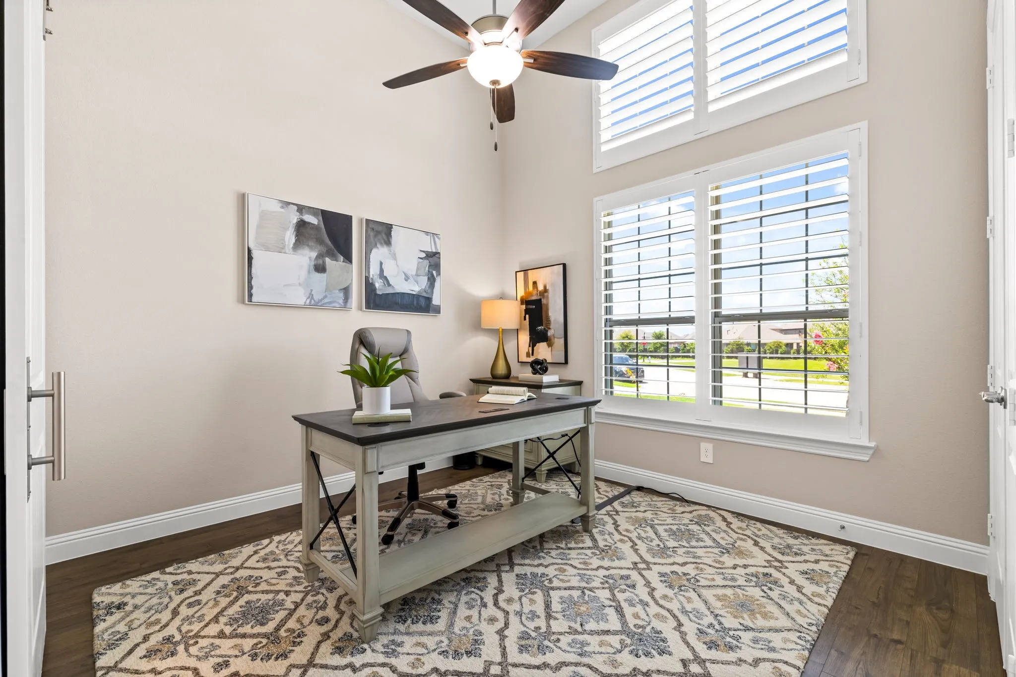 Single Family Residence For Sale in Kaufman County , 4169 Yellow Jasmine Lane, Heath, Texas 75126, 4 Bedroom, 3 Bathroom, 3 Garage spaces, 2,900 Sqft, built in 2022, mls#21355127, Real Estate Agent in Heath, Homes For Sale in Kaufman county, Homes For Sale in Heath, Realtor in Heath Texas, Real Estate Brokerage Independent Realty Texas, Luminita Cordes Realtor