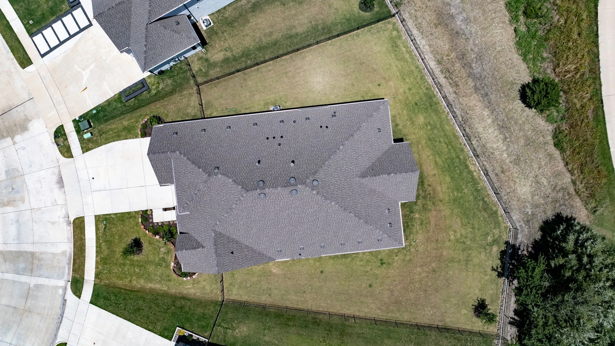 Single Family Residence For Sale in Kaufman County , 4169 Yellow Jasmine Lane, Heath, Texas 75126, 4 Bedroom, 3 Bathroom, 3 Garage spaces, 2,900 Sqft, built in 2022, mls#21355127, Real Estate Agent in Heath, Homes For Sale in Kaufman county, Homes For Sale in Heath, Realtor in Heath Texas, Real Estate Brokerage Independent Realty Texas, Luminita Cordes Realtor