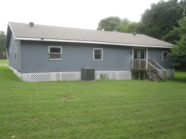 Single Family Residence For Sale in Grayson County , 58 Riner Road, Pottsboro, Texas 75076, 3 Bedroom, 2 Bathroom, 2 Garage spaces, 2,019 Sqft, built in 1962, mls#21356238, Real Estate Agent in Pottsboro, Homes For Sale in Grayson county, Homes For Sale in Pottsboro, Realtor in Pottsboro Texas, Real Estate Brokerage Independent Realty Texas, Luminita Cordes Realtor