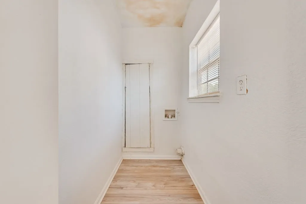 Quadruplex For Sale in Dallas County , 5004 E Side Avenue, Dallas, Texas 75214, 0, 0, Garage spaces, 0 Sqft, built in 1930, mls#21356233, Real Estate Agent in Dallas, Homes For Sale in Dallas county, Homes For Sale in Dallas, Realtor in Dallas Texas, Real Estate Brokerage Independent Realty Texas, Luminita Cordes Realtor