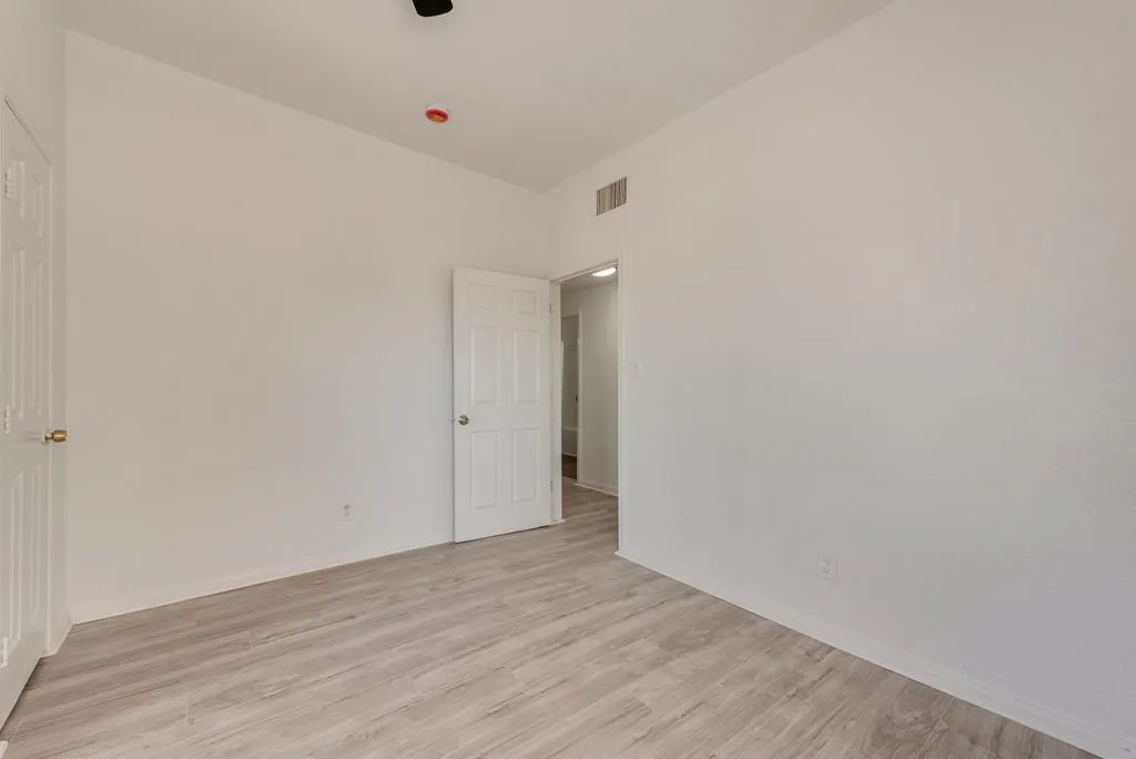 Quadruplex For Sale in Dallas County , 5004 E Side Avenue, Dallas, Texas 75214, 0, 0, Garage spaces, 0 Sqft, built in 1930, mls#21356233, Real Estate Agent in Dallas, Homes For Sale in Dallas county, Homes For Sale in Dallas, Realtor in Dallas Texas, Real Estate Brokerage Independent Realty Texas, Luminita Cordes Realtor