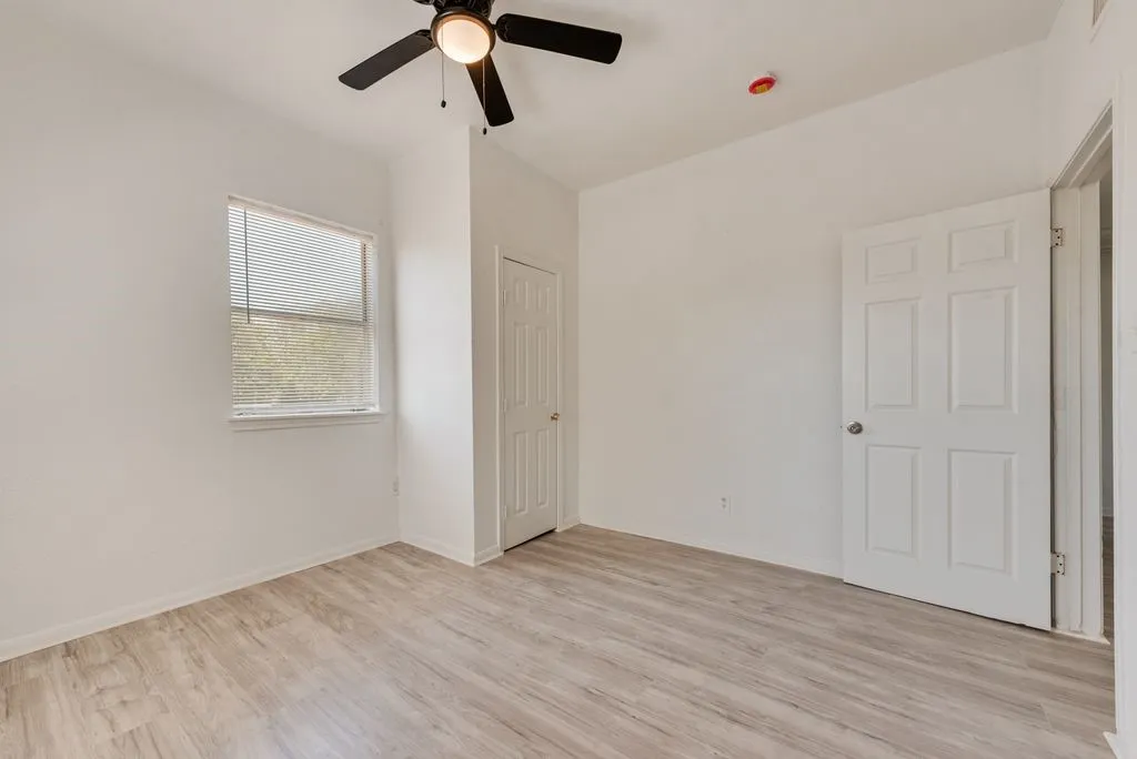 Quadruplex For Sale in Dallas County , 5004 E Side Avenue, Dallas, Texas 75214, 0, 0, Garage spaces, 0 Sqft, built in 1930, mls#21356233, Real Estate Agent in Dallas, Homes For Sale in Dallas county, Homes For Sale in Dallas, Realtor in Dallas Texas, Real Estate Brokerage Independent Realty Texas, Luminita Cordes Realtor