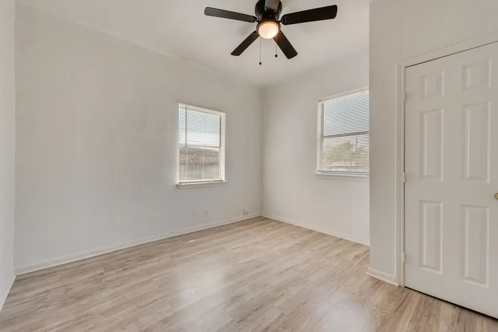 Quadruplex For Sale in Dallas County , 5004 E Side Avenue, Dallas, Texas 75214, 0, 0, Garage spaces, 0 Sqft, built in 1930, mls#21356233, Real Estate Agent in Dallas, Homes For Sale in Dallas county, Homes For Sale in Dallas, Realtor in Dallas Texas, Real Estate Brokerage Independent Realty Texas, Luminita Cordes Realtor