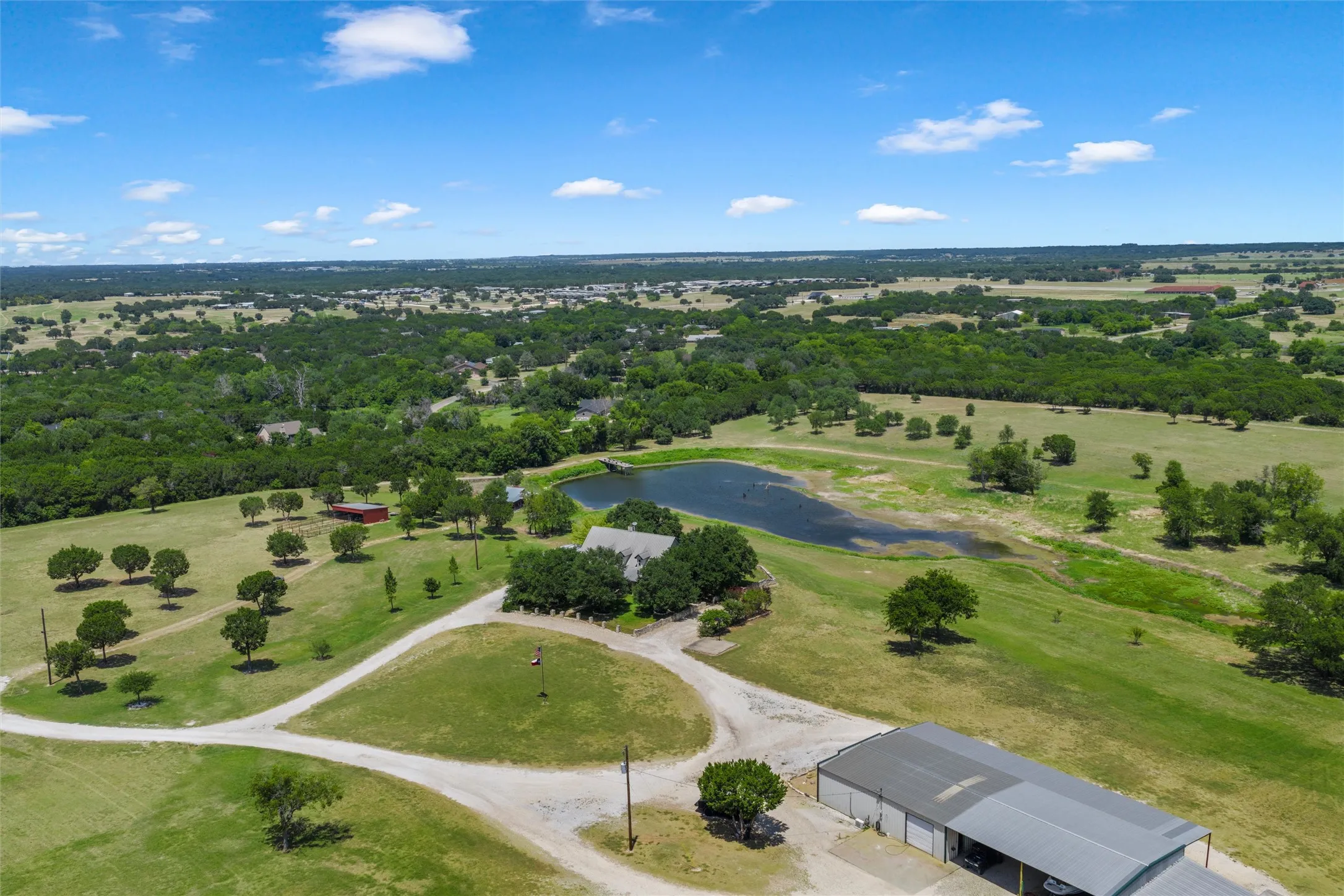 Farm For Sale in Hill County , 108 Mabry Lane, Whitney, Texas 76692, 3 Bedroom, 4 Bathroom, 4 Garage spaces, 3,150 Sqft, built in 2000, mls#21355478, Real Estate Agent in Whitney, Homes For Sale in Hill county, Homes For Sale in Whitney, Realtor in Whitney Texas, Real Estate Brokerage Independent Realty Texas, Luminita Cordes Realtor