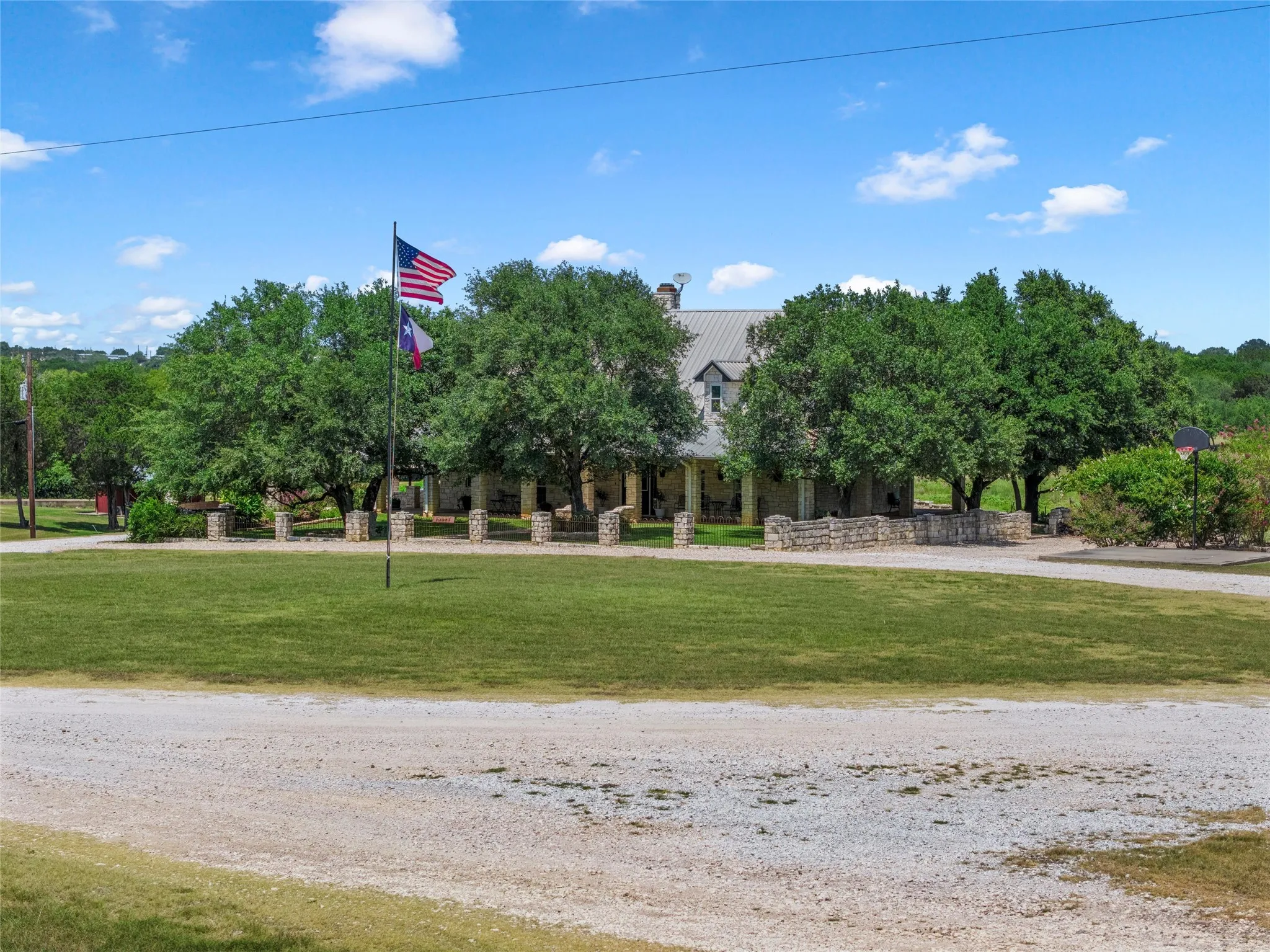 Farm For Sale in Hill County , 108 Mabry Lane, Whitney, Texas 76692, 3 Bedroom, 4 Bathroom, 4 Garage spaces, 3,150 Sqft, built in 2000, mls#21355478, Real Estate Agent in Whitney, Homes For Sale in Hill county, Homes For Sale in Whitney, Realtor in Whitney Texas, Real Estate Brokerage Independent Realty Texas, Luminita Cordes Realtor