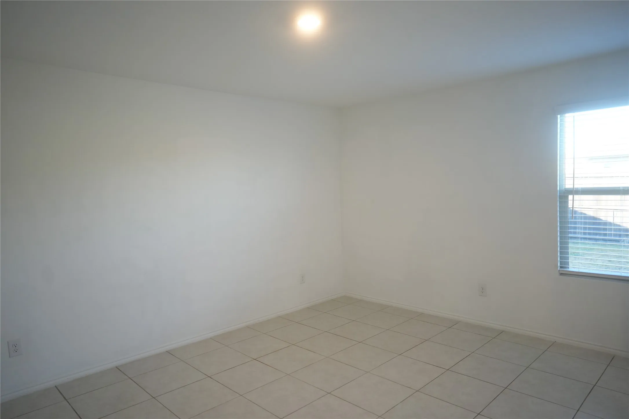 Single Family Residence For Rent in Kaufman County , 3480 Mildren Bend, Crandall, Texas 75114, 3 Bedroom, 2 Bathroom, 2 Garage spaces, 1,290 Sqft, built in 2022, mls#21355208, Real Estate Agent in Crandall, Homes For Rent in Kaufman county, Homes For Rent in Crandall, Realtor in Crandall Texas, Real Estate Brokerage Independent Realty Texas, Luminita Cordes Realtor