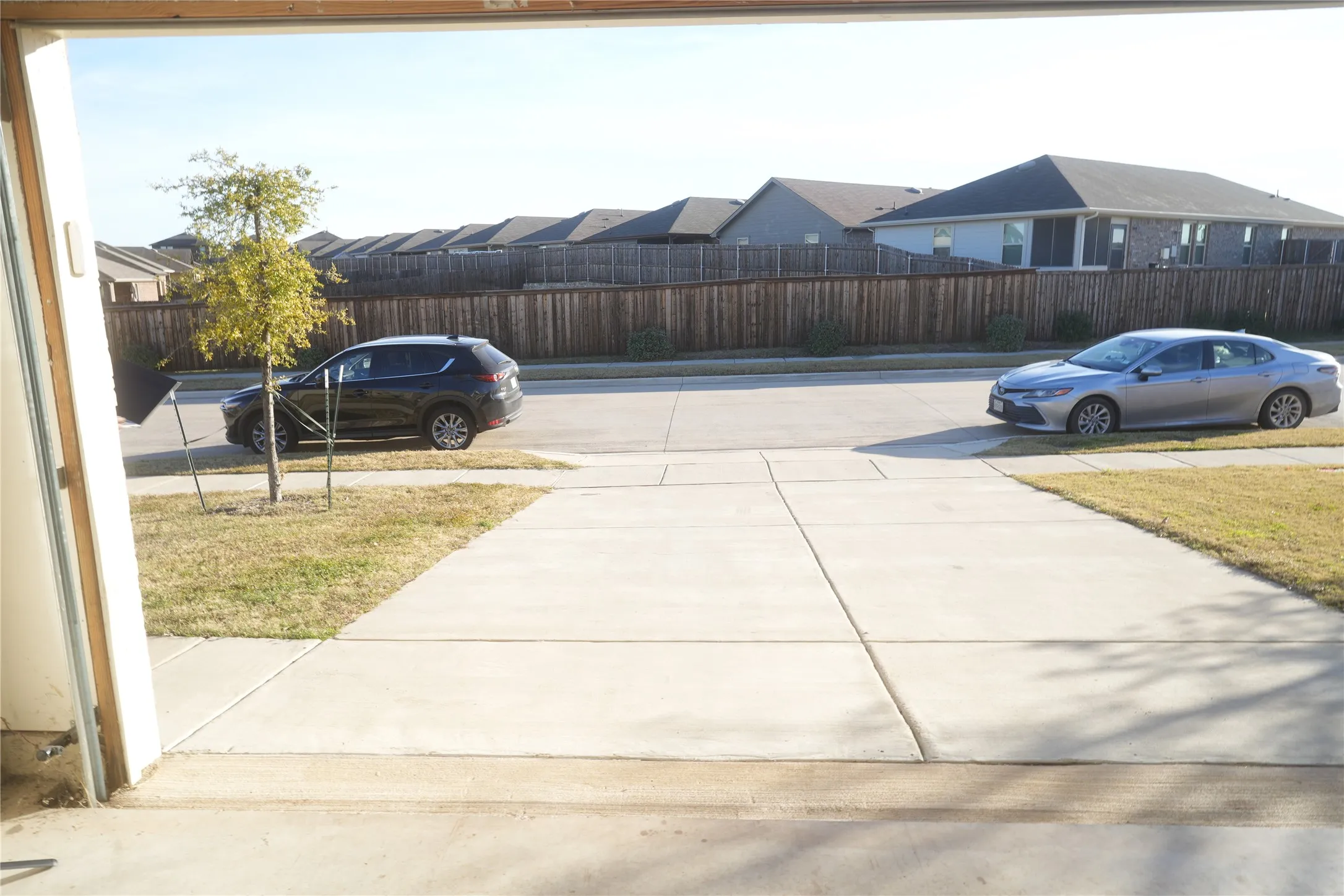 Single Family Residence For Rent in Kaufman County , 3480 Mildren Bend, Crandall, Texas 75114, 3 Bedroom, 2 Bathroom, 2 Garage spaces, 1,290 Sqft, built in 2022, mls#21355208, Real Estate Agent in Crandall, Homes For Rent in Kaufman county, Homes For Rent in Crandall, Realtor in Crandall Texas, Real Estate Brokerage Independent Realty Texas, Luminita Cordes Realtor