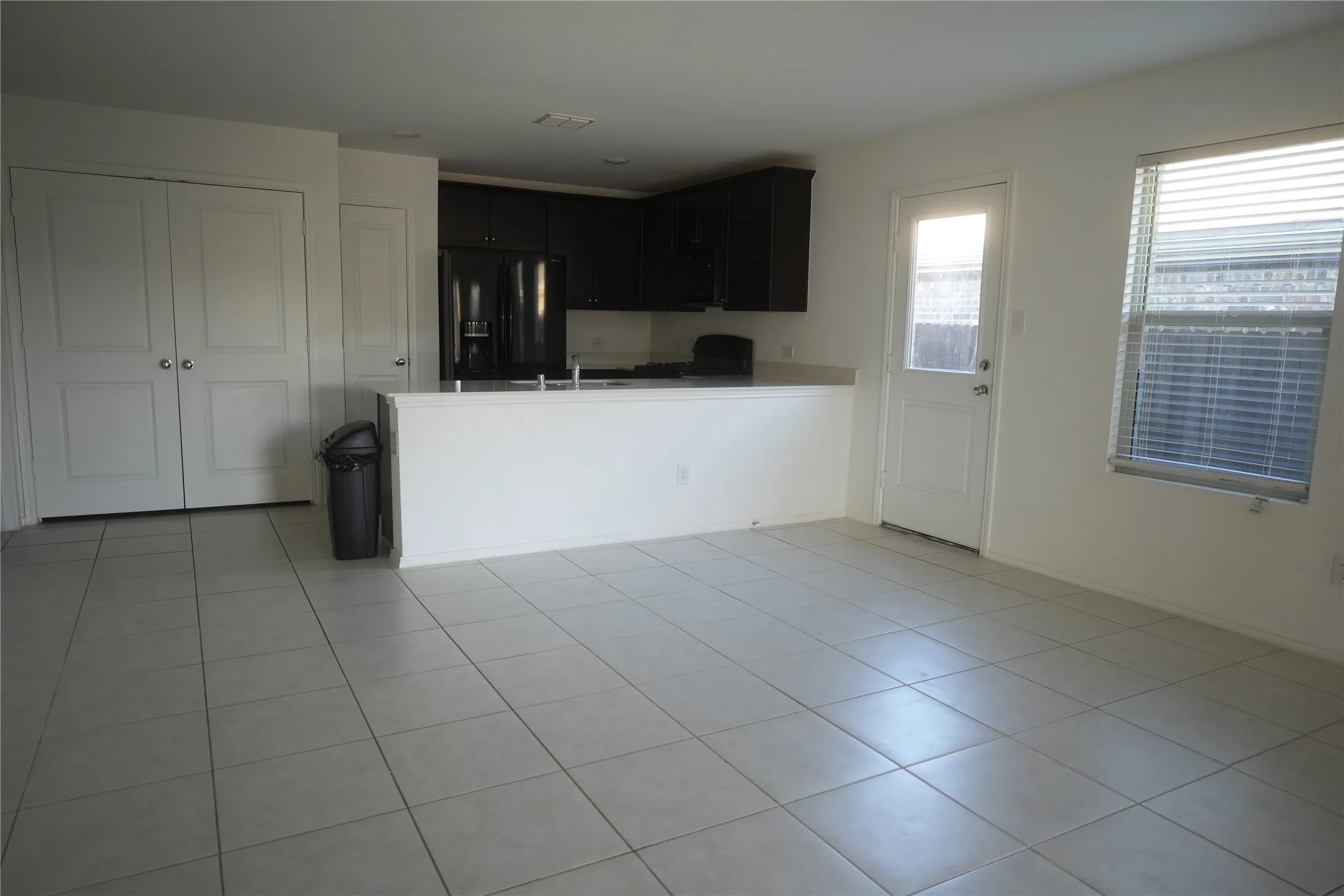 Single Family Residence For Rent in Kaufman County , 3480 Mildren Bend, Crandall, Texas 75114, 3 Bedroom, 2 Bathroom, 2 Garage spaces, 1,290 Sqft, built in 2022, mls#21355208, Real Estate Agent in Crandall, Homes For Rent in Kaufman county, Homes For Rent in Crandall, Realtor in Crandall Texas, Real Estate Brokerage Independent Realty Texas, Luminita Cordes Realtor