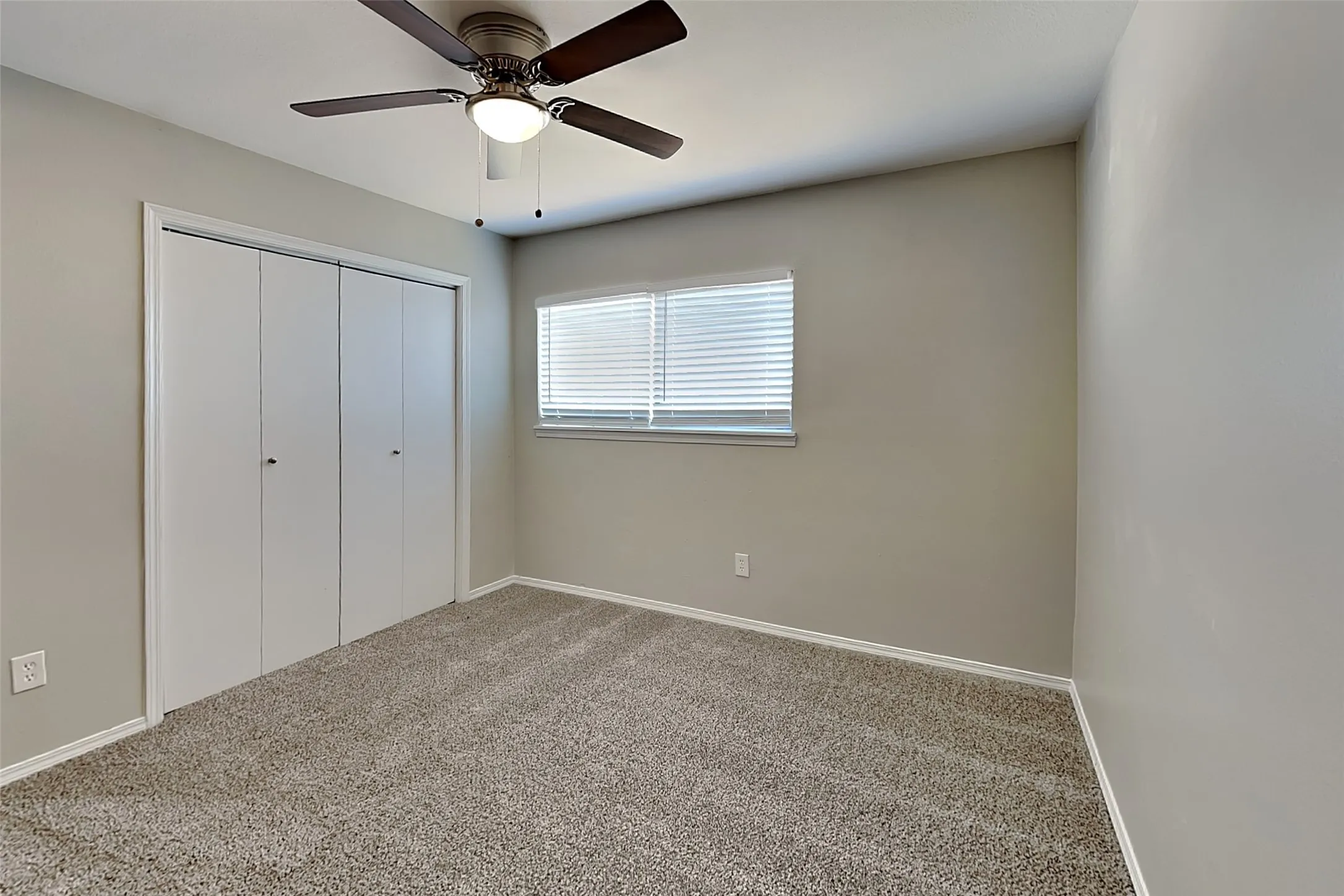 Single Family Residence For Rent in Collin County , 845 Whitehall Drive, Plano, Texas 75023, 3 Bedroom, 3 Bathroom, 2 Garage spaces, 1,473 Sqft, built in 1981, mls#21356250, Real Estate Agent in Plano, Homes For Rent in Collin county, Homes For Rent in Plano, Realtor in Plano Texas, Real Estate Brokerage Independent Realty Texas, Luminita Cordes Realtor