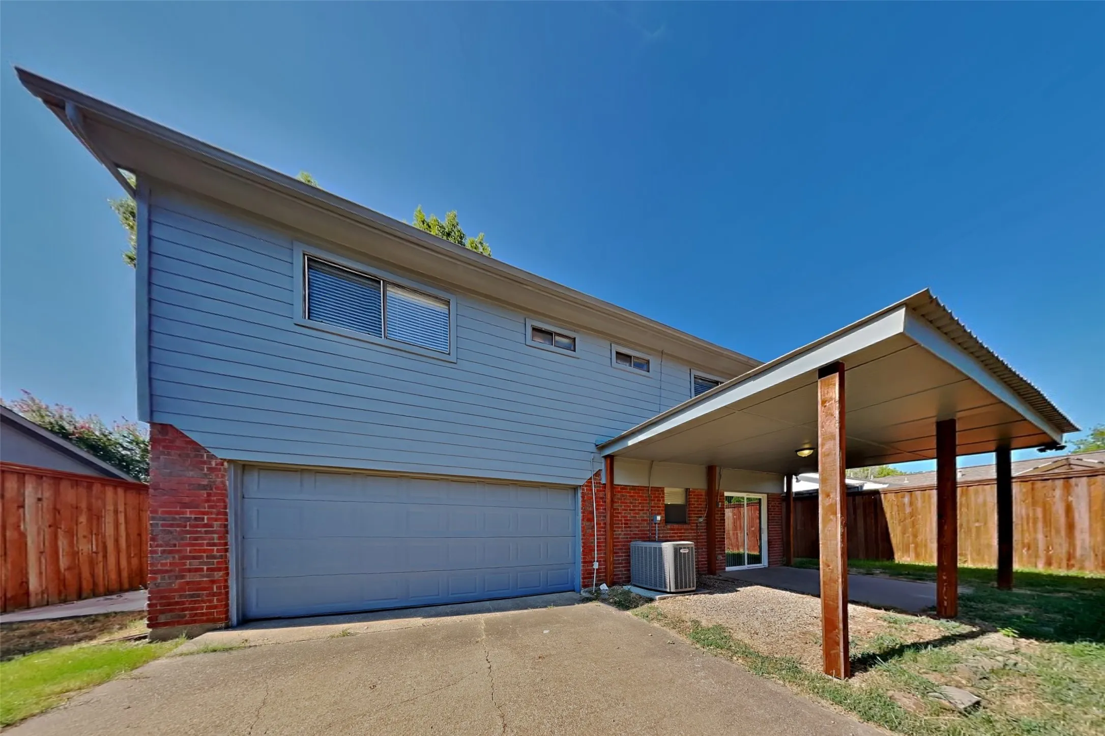 Single Family Residence For Rent in Collin County , 845 Whitehall Drive, Plano, Texas 75023, 3 Bedroom, 3 Bathroom, 2 Garage spaces, 1,473 Sqft, built in 1981, mls#21356250, Real Estate Agent in Plano, Homes For Rent in Collin county, Homes For Rent in Plano, Realtor in Plano Texas, Real Estate Brokerage Independent Realty Texas, Luminita Cordes Realtor