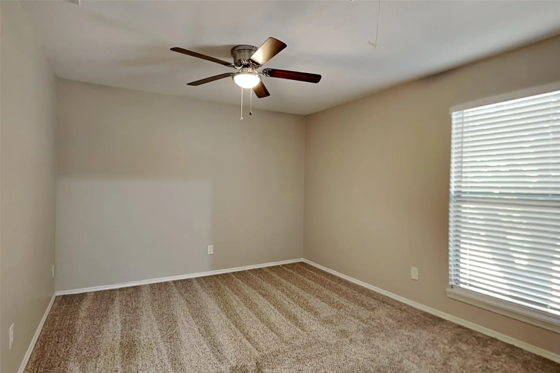 Single Family Residence For Rent in Collin County , 845 Whitehall Drive, Plano, Texas 75023, 3 Bedroom, 3 Bathroom, 2 Garage spaces, 1,473 Sqft, built in 1981, mls#21356250, Real Estate Agent in Plano, Homes For Rent in Collin county, Homes For Rent in Plano, Realtor in Plano Texas, Real Estate Brokerage Independent Realty Texas, Luminita Cordes Realtor
