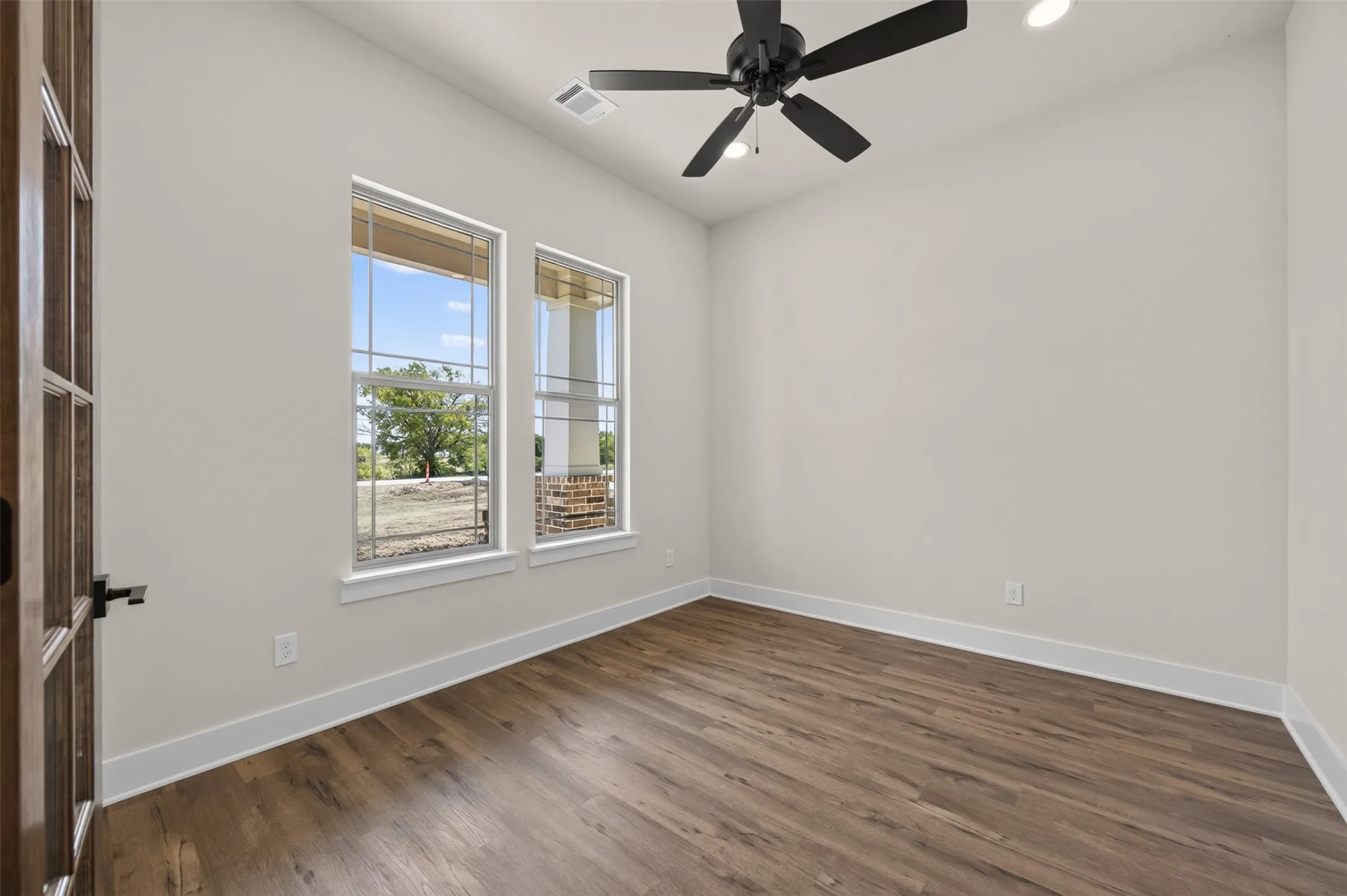 Single Family Residence For Sale in Ellis County , 181 CHISHOLM Trail, Waxahachie, Texas 75165, 3 Bedroom, 3 Bathroom, 2 Garage spaces, 2,226 Sqft, built in 2026, mls#21351412, Real Estate Agent in Waxahachie, Homes For Sale in Ellis county, Homes For Sale in Waxahachie, Realtor in Waxahachie Texas, Real Estate Brokerage Independent Realty Texas, Luminita Cordes Realtor