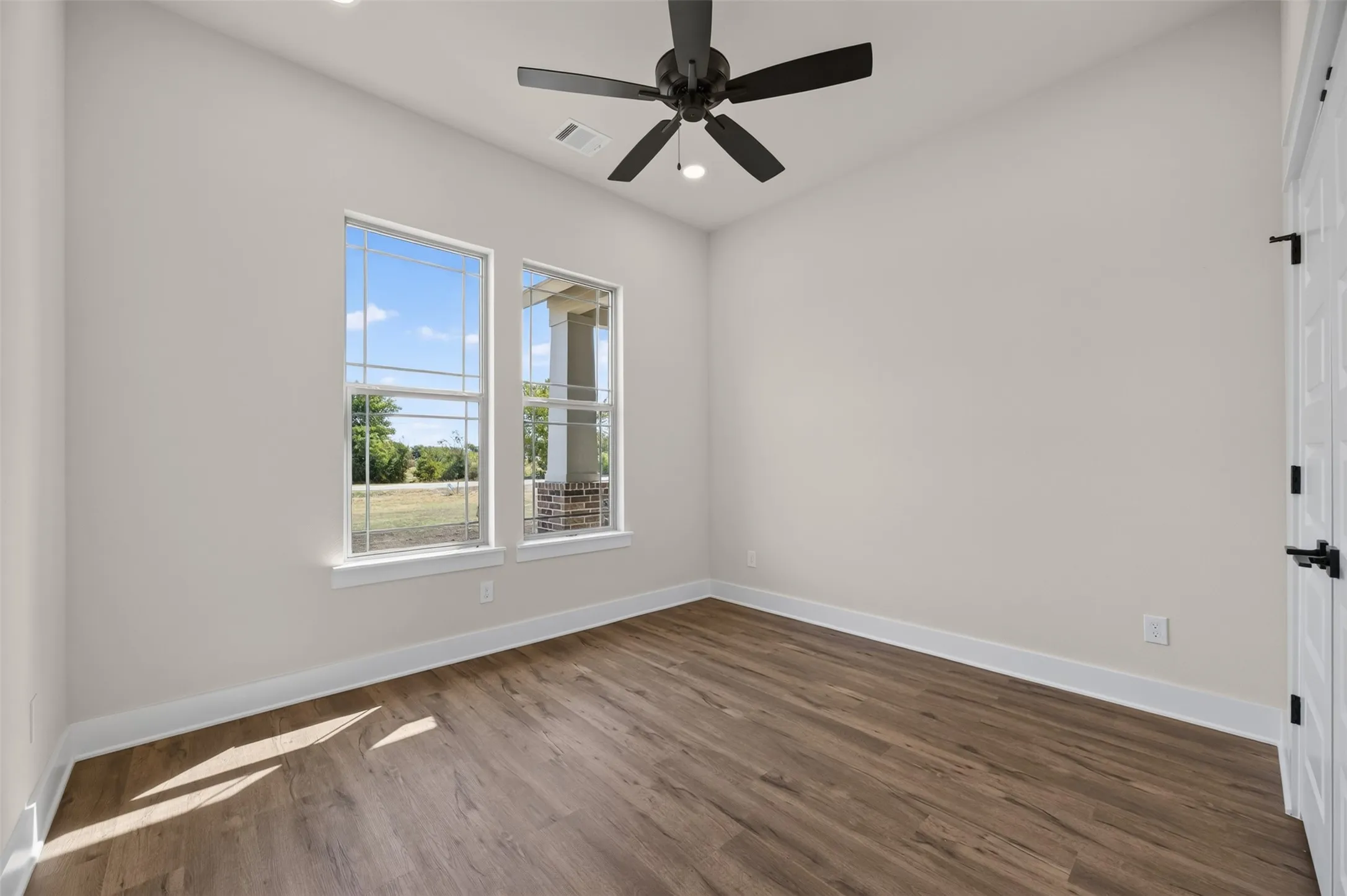 Single Family Residence For Sale in Ellis County , 181 CHISHOLM Trail, Waxahachie, Texas 75165, 3 Bedroom, 3 Bathroom, 2 Garage spaces, 2,226 Sqft, built in 2026, mls#21351412, Real Estate Agent in Waxahachie, Homes For Sale in Ellis county, Homes For Sale in Waxahachie, Realtor in Waxahachie Texas, Real Estate Brokerage Independent Realty Texas, Luminita Cordes Realtor