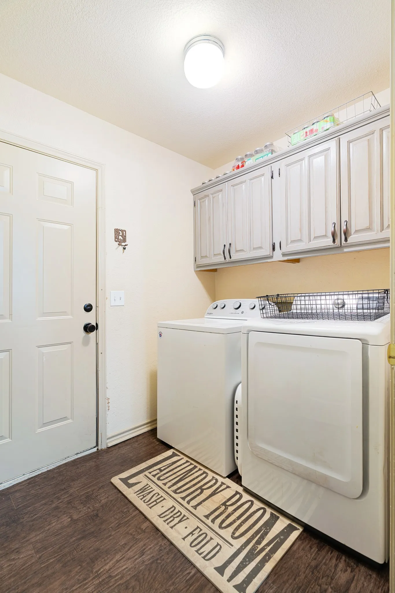 Single Family Residence For Sale in Lamar County , 245 Red Oak Lane, Powderly, Texas 75473, 3 Bedroom, 2 Bathroom, 2 Garage spaces, 1,994 Sqft, built in 1995, mls#21355209, Real Estate Agent in Powderly, Homes For Sale in Lamar county, Homes For Sale in Powderly, Realtor in Powderly Texas, Real Estate Brokerage Independent Realty Texas, Luminita Cordes Realtor