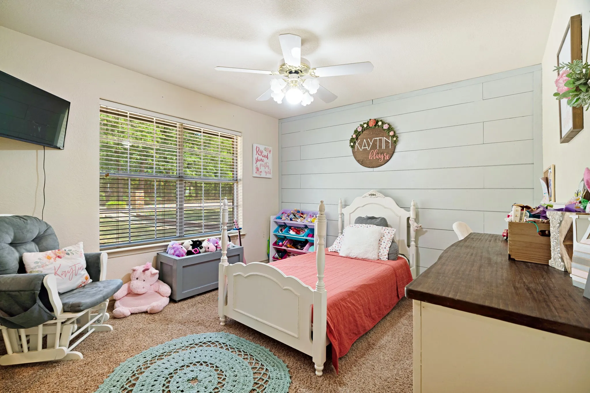 Single Family Residence For Sale in Lamar County , 245 Red Oak Lane, Powderly, Texas 75473, 3 Bedroom, 2 Bathroom, 2 Garage spaces, 1,994 Sqft, built in 1995, mls#21355209, Real Estate Agent in Powderly, Homes For Sale in Lamar county, Homes For Sale in Powderly, Realtor in Powderly Texas, Real Estate Brokerage Independent Realty Texas, Luminita Cordes Realtor